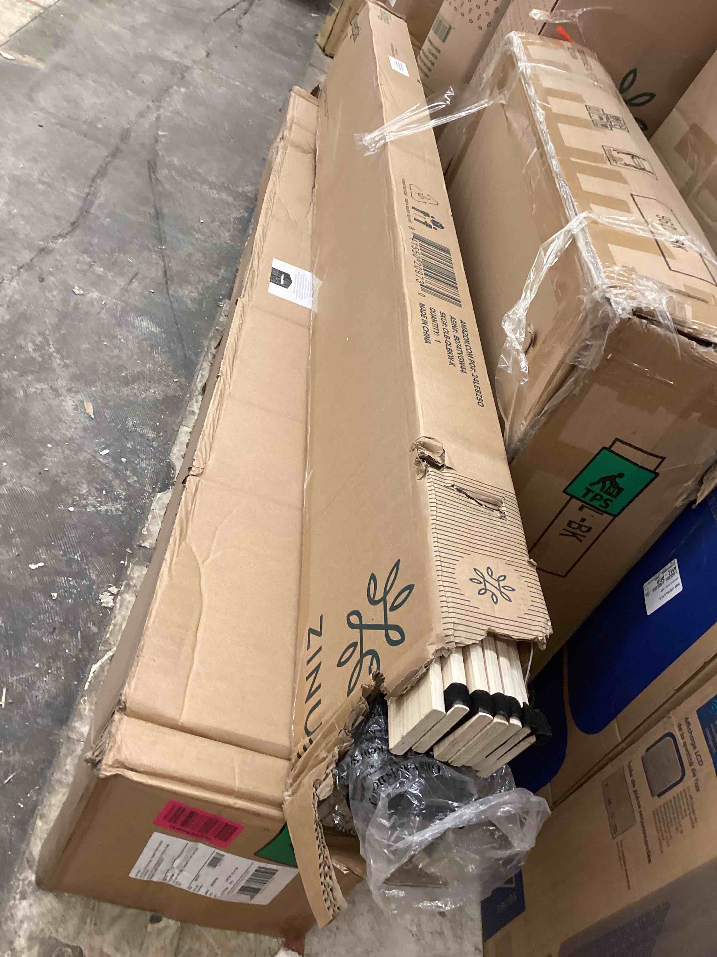 https://s3.amazonaws.com/lotting-images-prod/bidfta/YEL5158494_1698429580230.jpeg