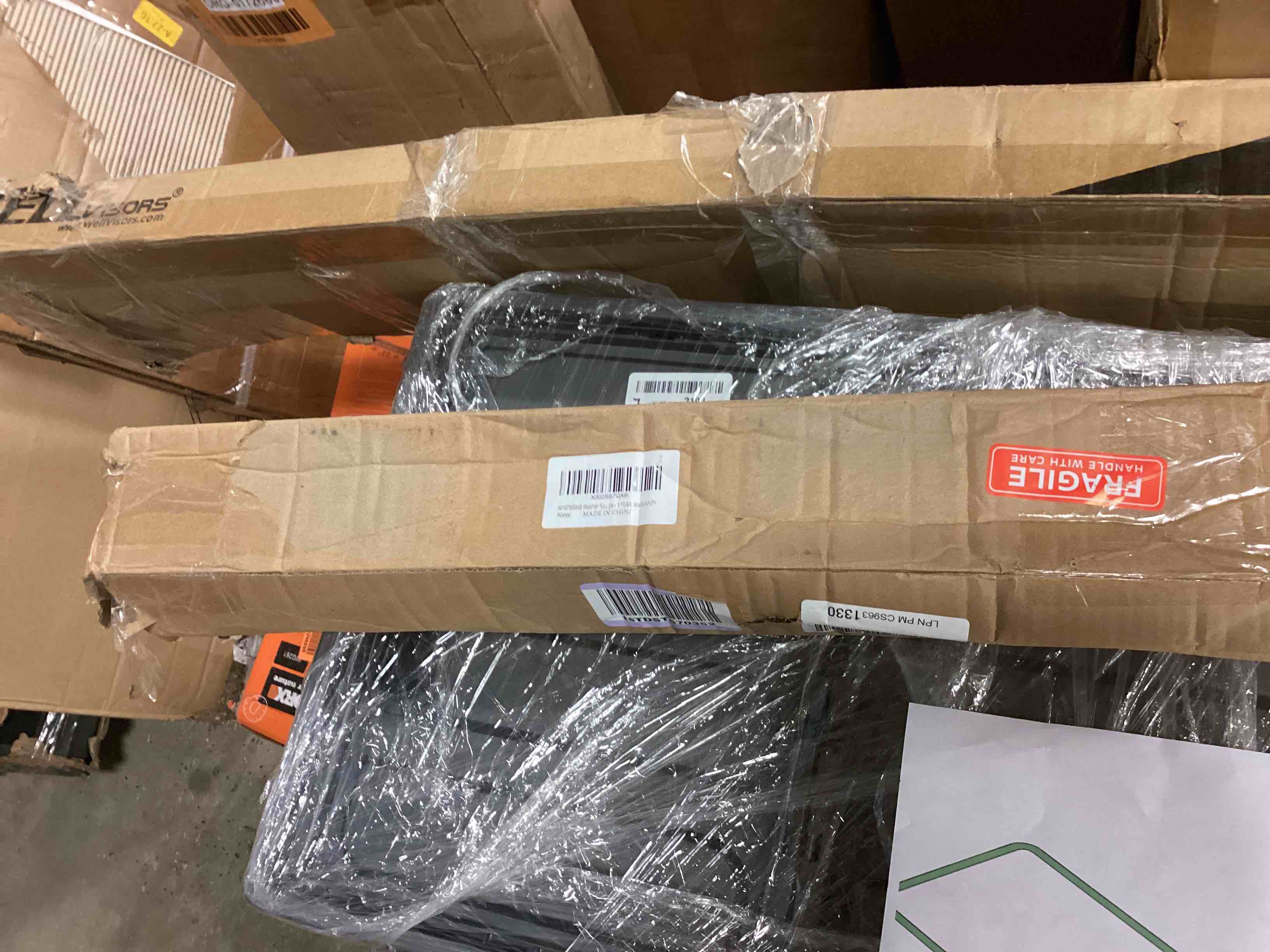 https://s3.amazonaws.com/lotting-images-prod/bidfta/YEL5160271_1699191709882.jpeg
