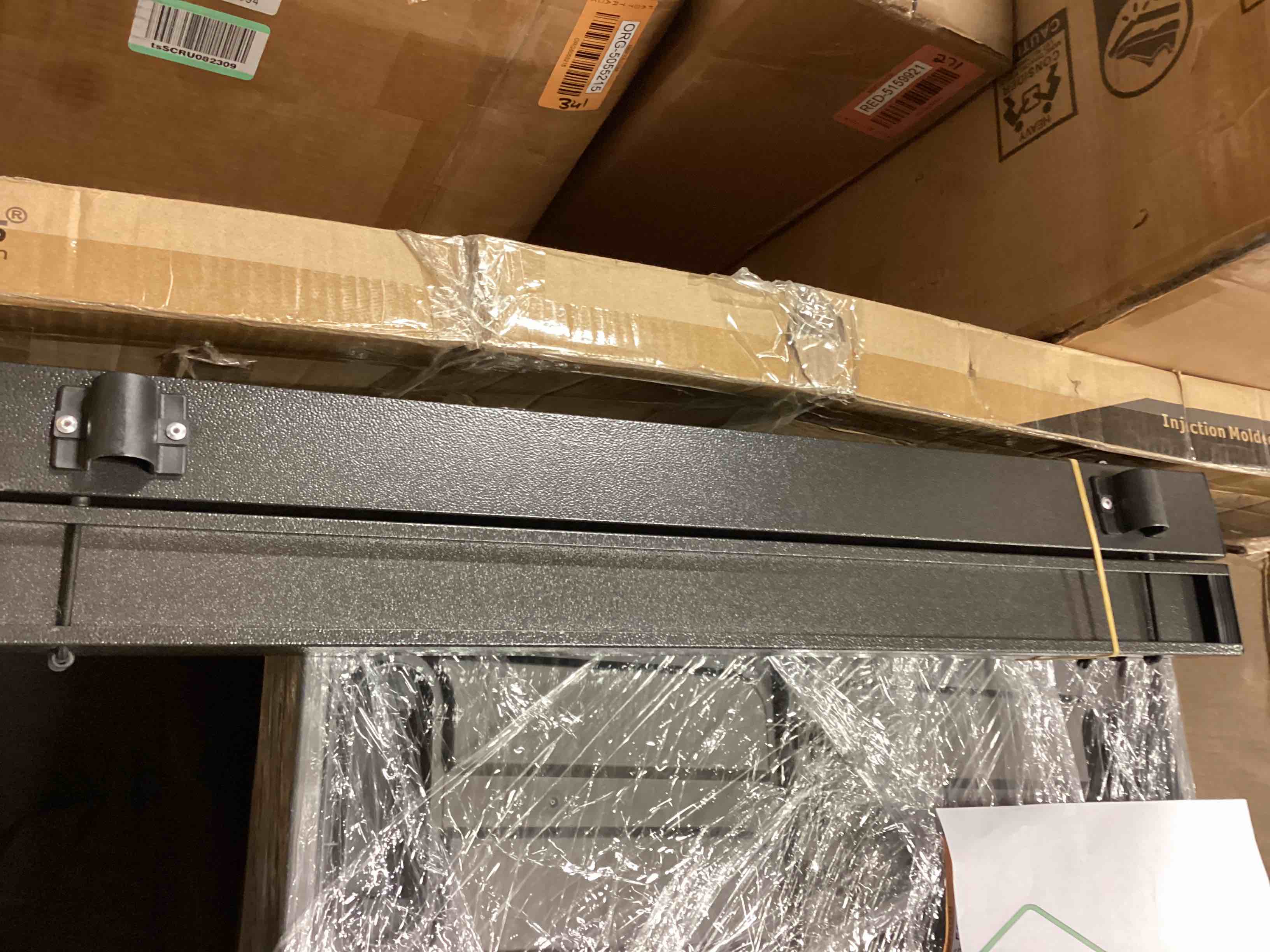 https://s3.amazonaws.com/lotting-images-prod/bidfta/YEL5160274_1699192178779.jpeg