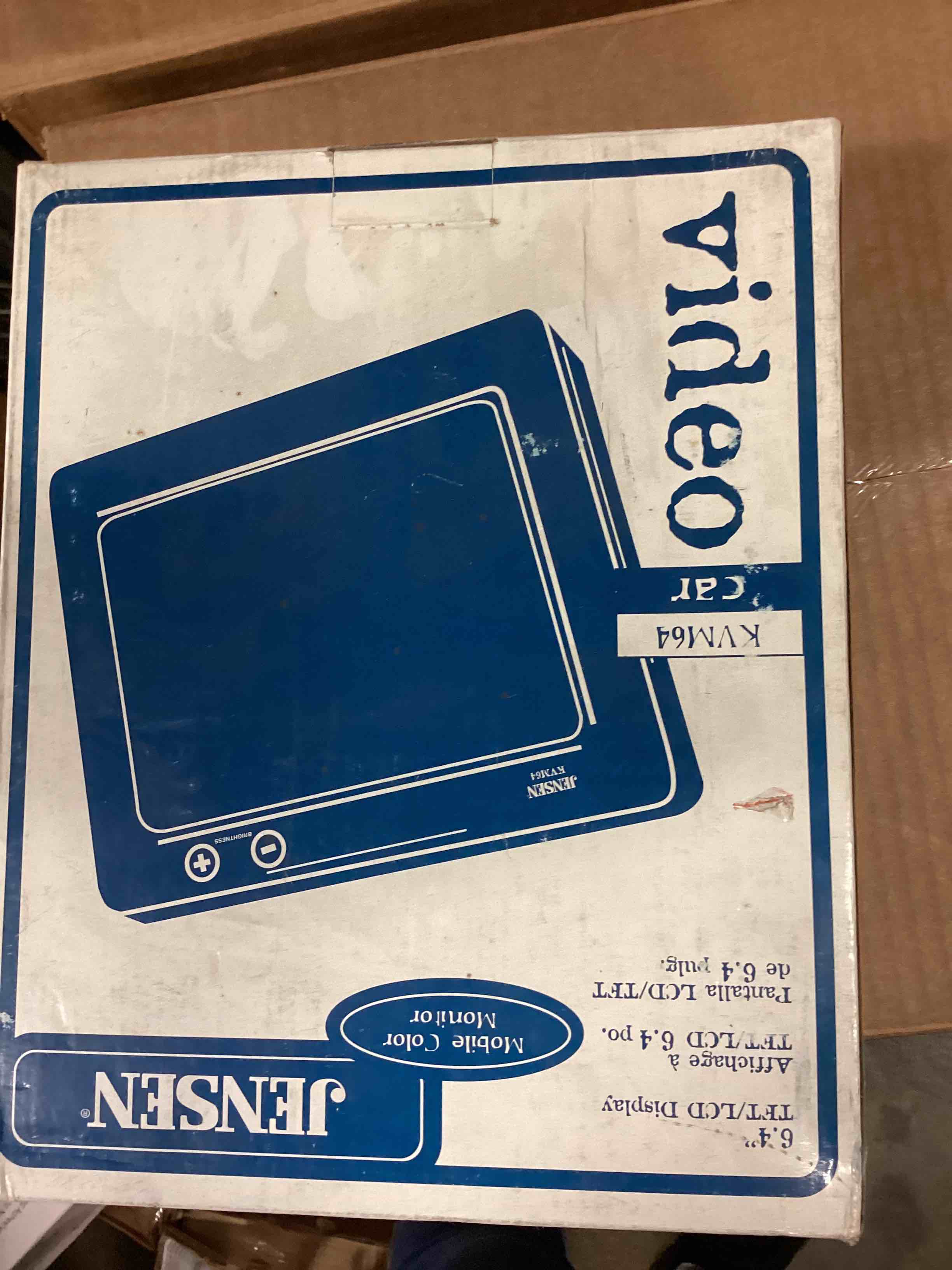 https://s3.amazonaws.com/lotting-images-prod/bidfta/YEL5160764_1699470346013.jpeg