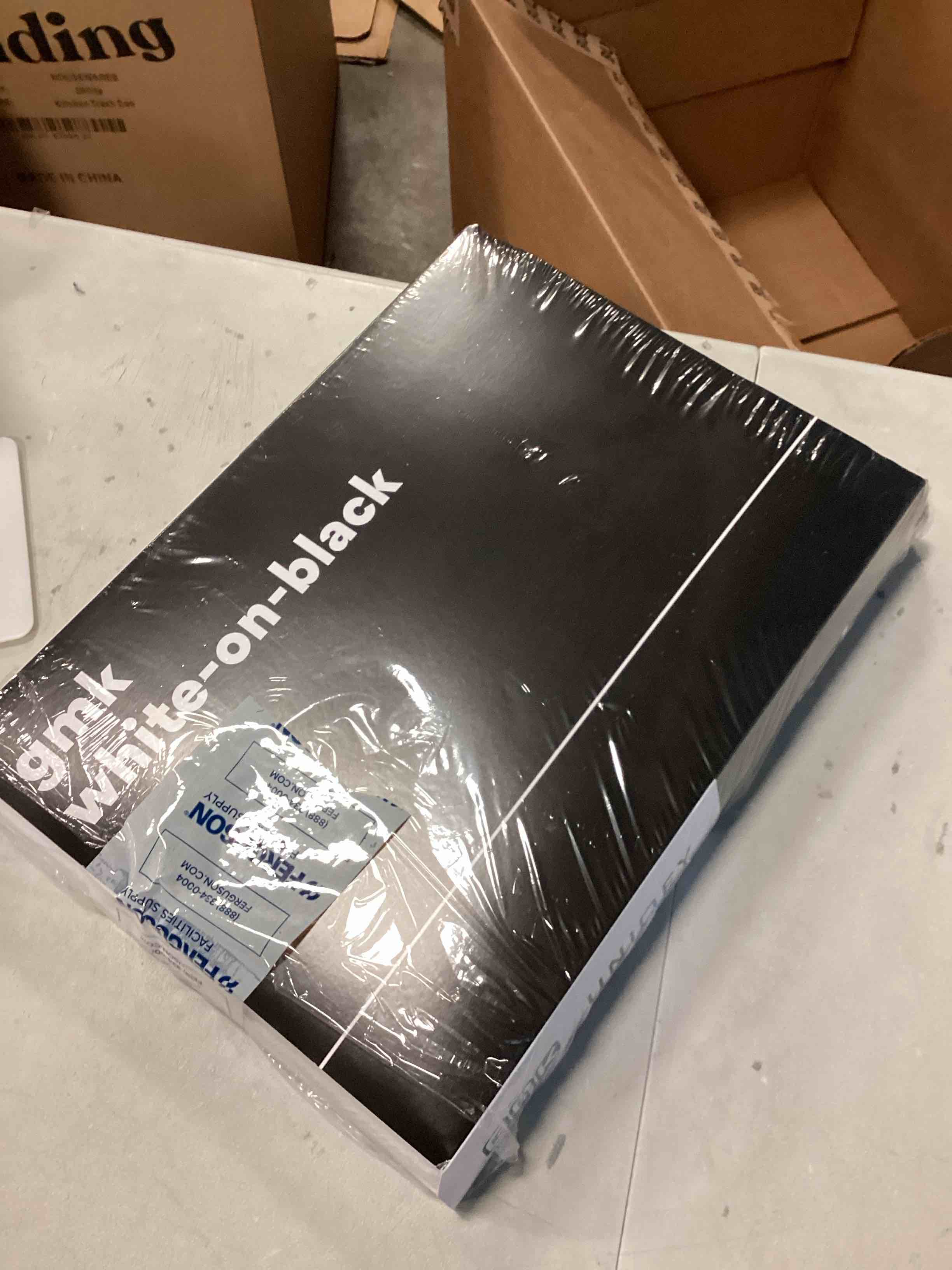 https://s3.amazonaws.com/lotting-images-prod/bidfta/YEL5161853_1708980827336.jpeg