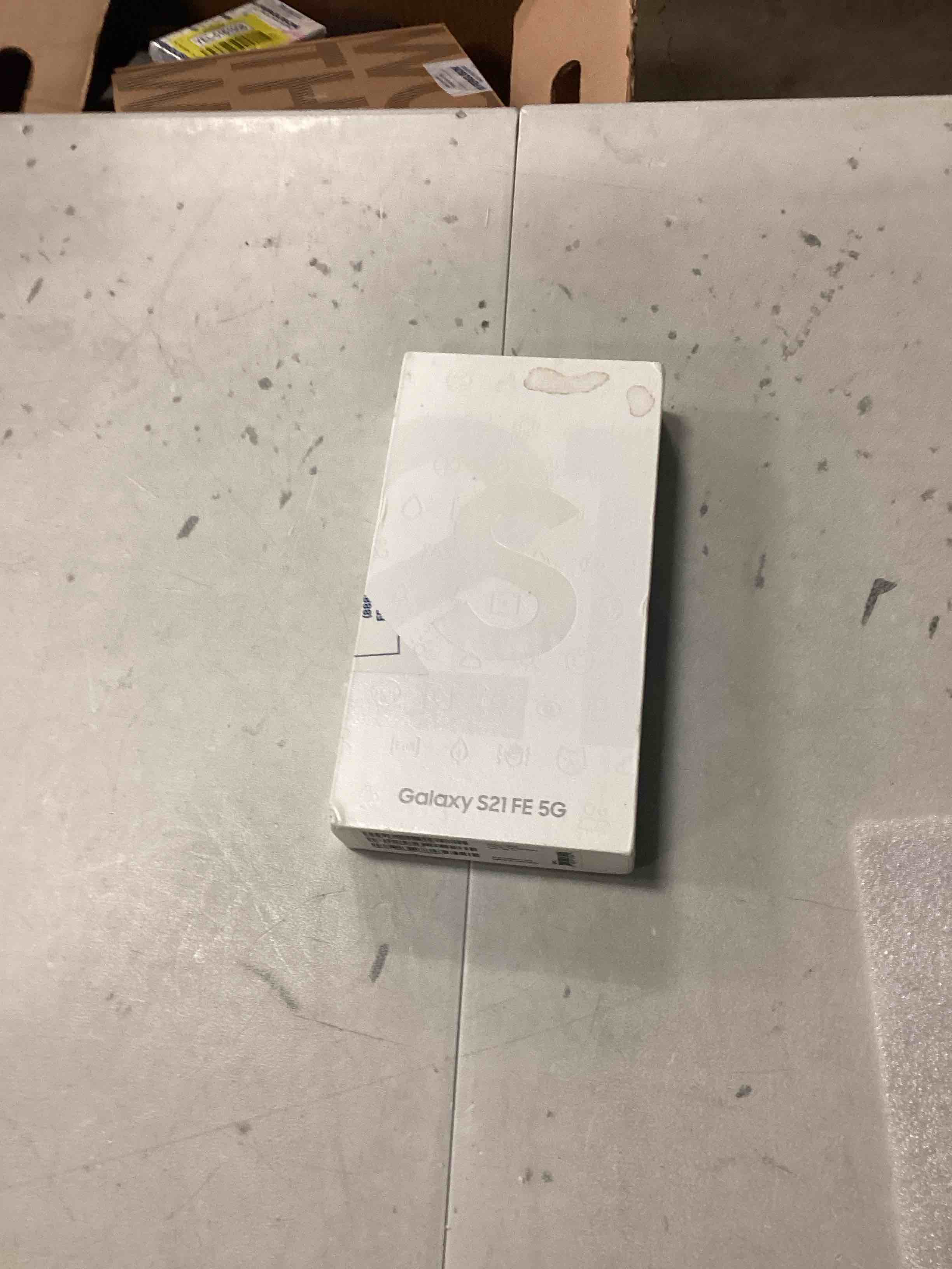 https://s3.amazonaws.com/lotting-images-prod/bidfta/YEL5161911_1709067112370.jpeg
