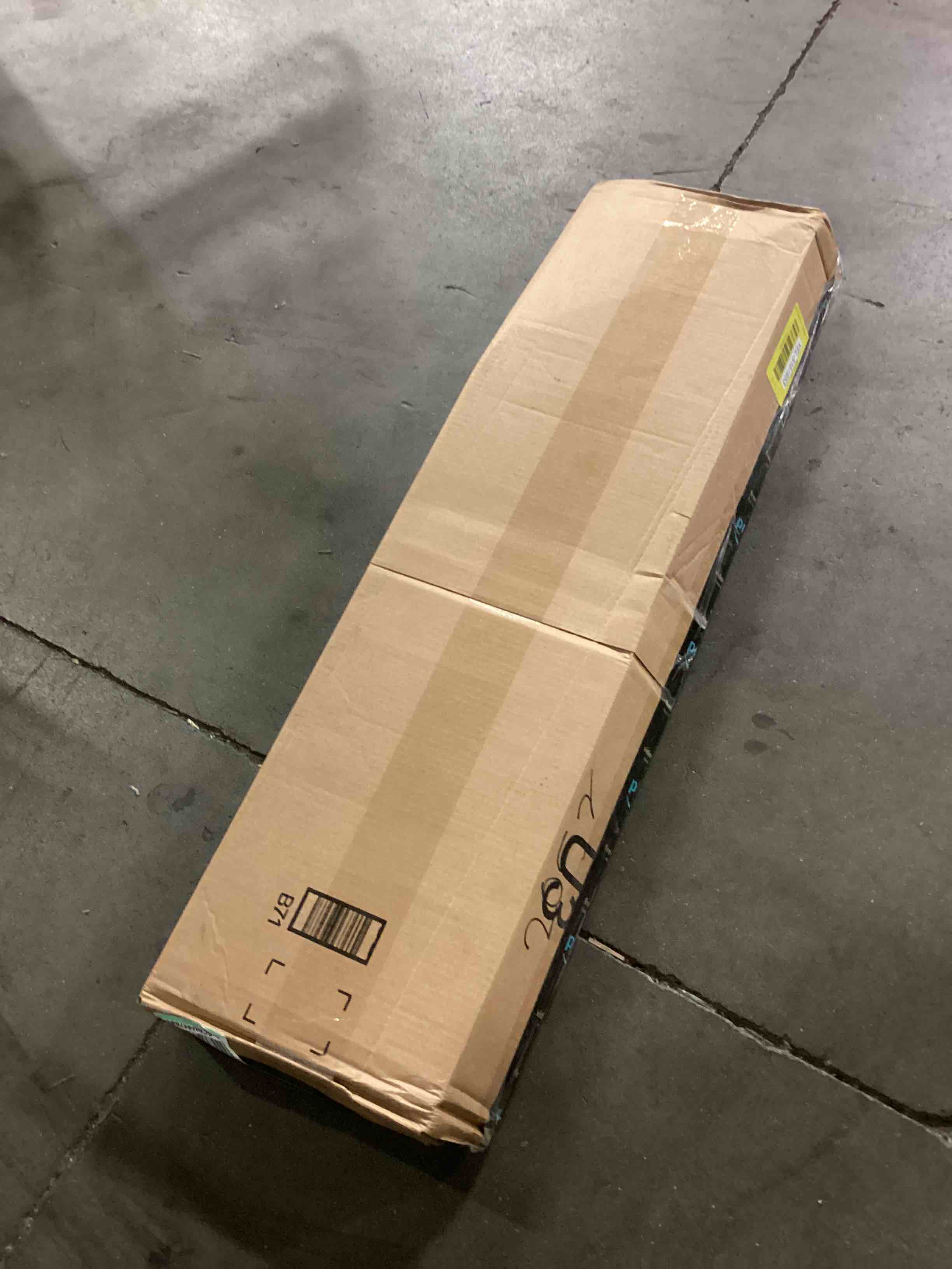 https://s3.amazonaws.com/lotting-images-prod/bidfta/YEL5161953_1698678348471.jpeg