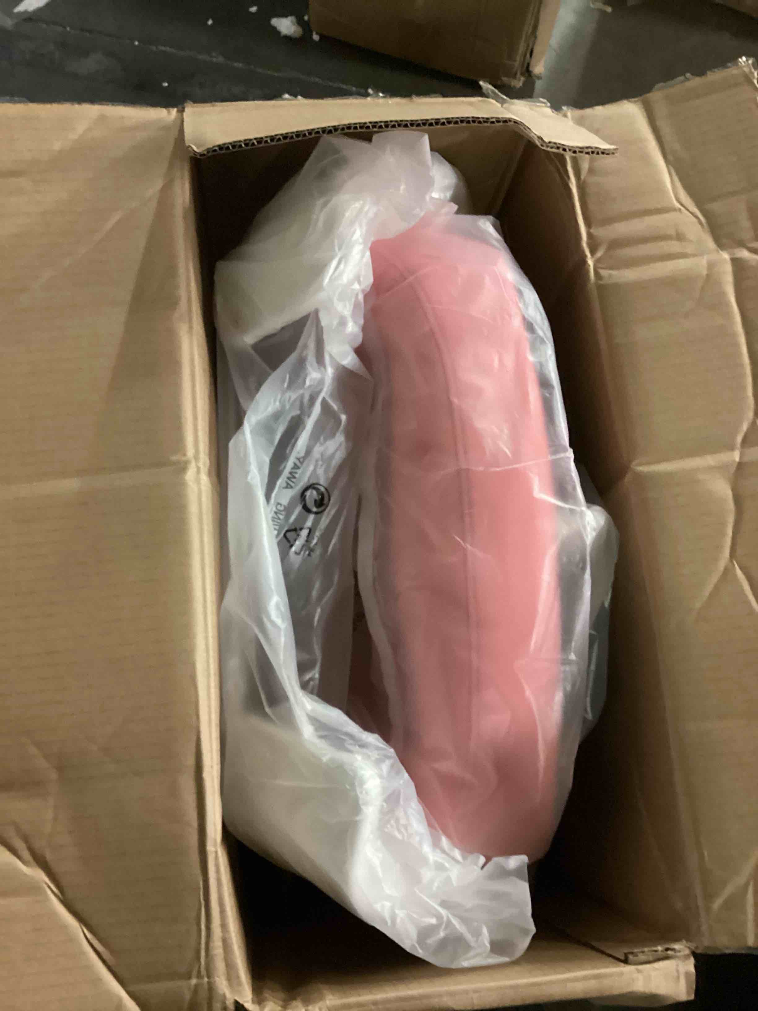 https://s3.amazonaws.com/lotting-images-prod/bidfta/YEL5162211_1699014933620.jpeg