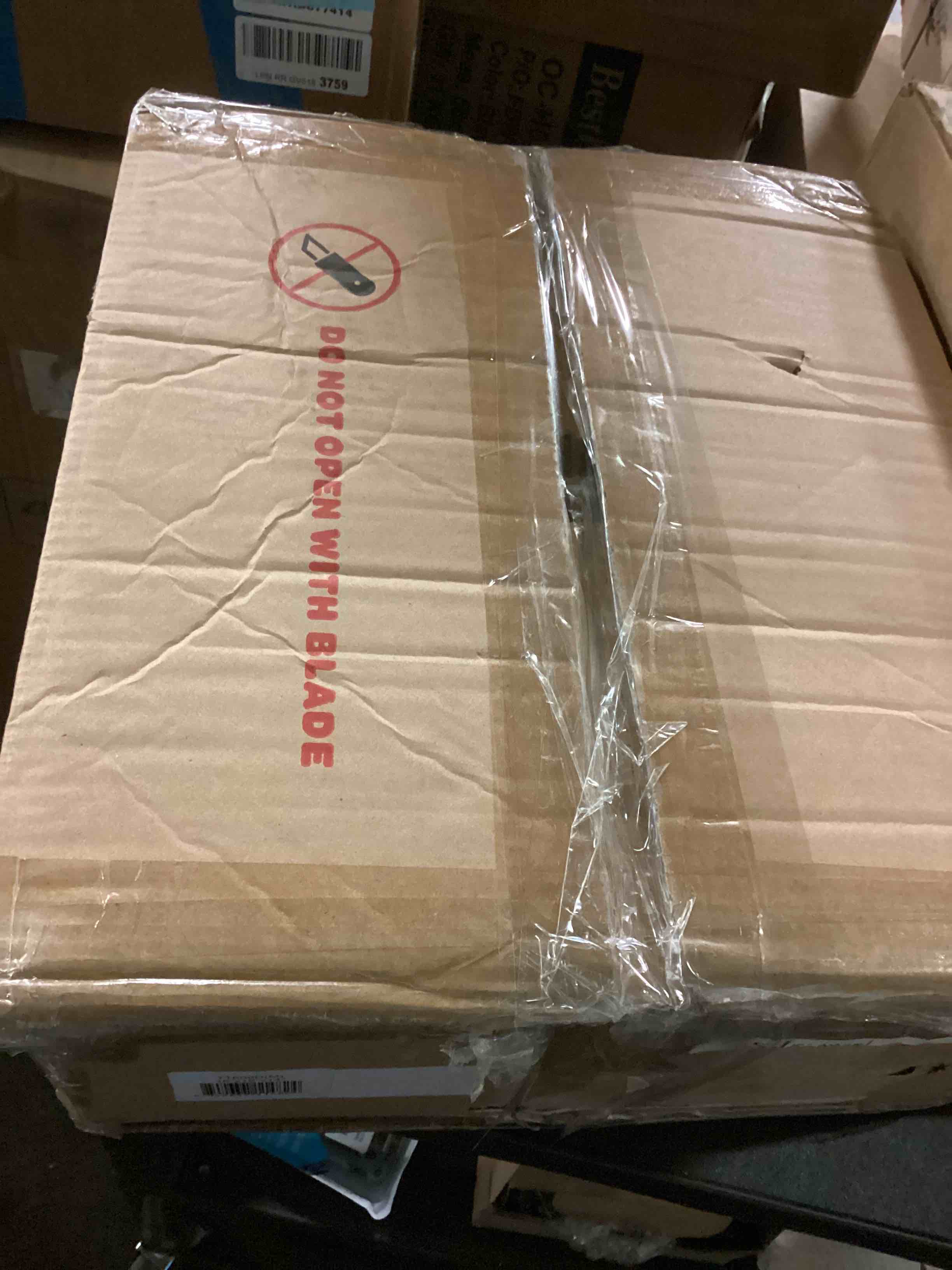 https://s3.amazonaws.com/lotting-images-prod/bidfta/YEL5162244_1699022494301.jpeg