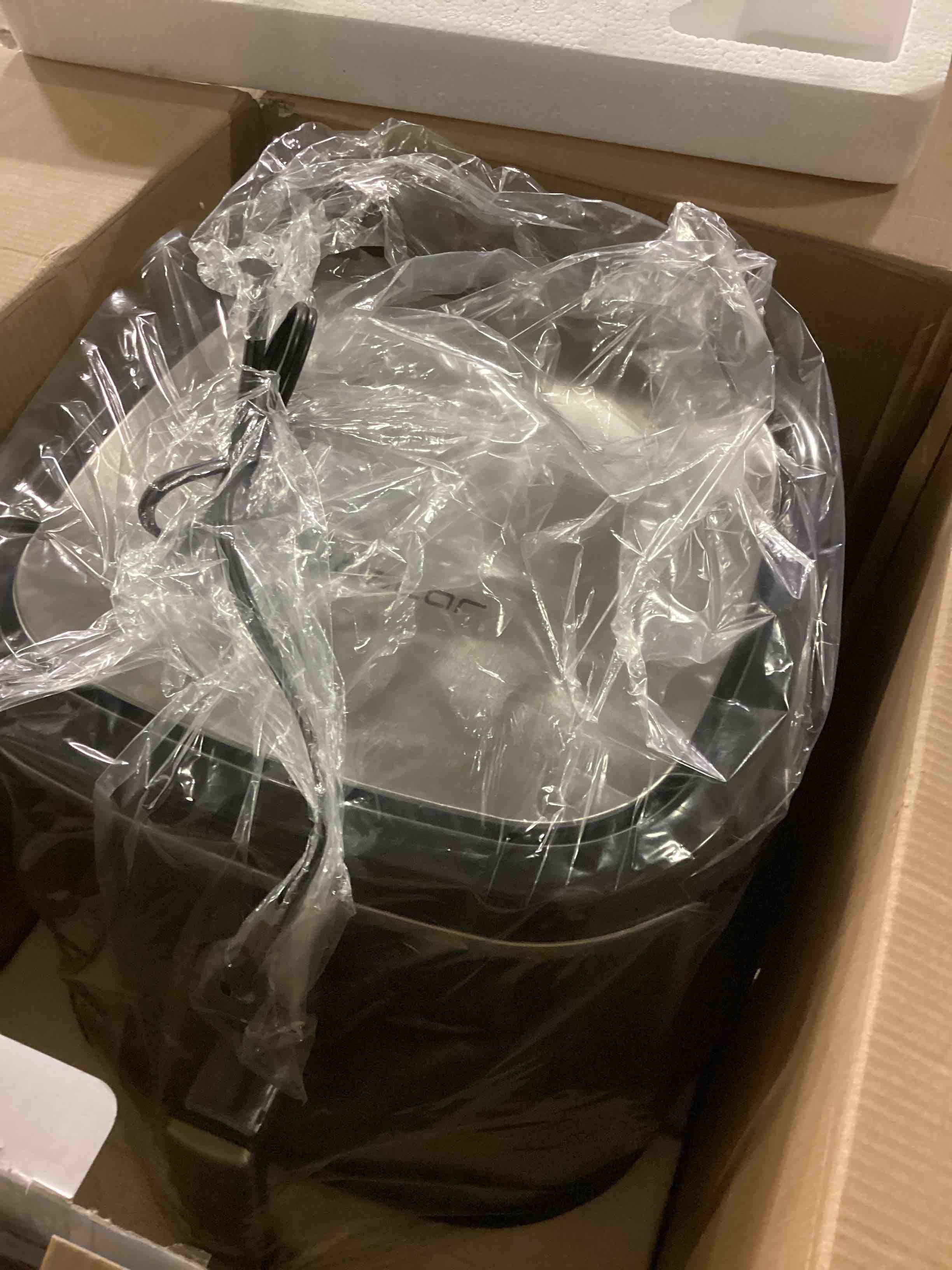 https://s3.amazonaws.com/lotting-images-prod/bidfta/YEL5162251_1699021630174.jpeg