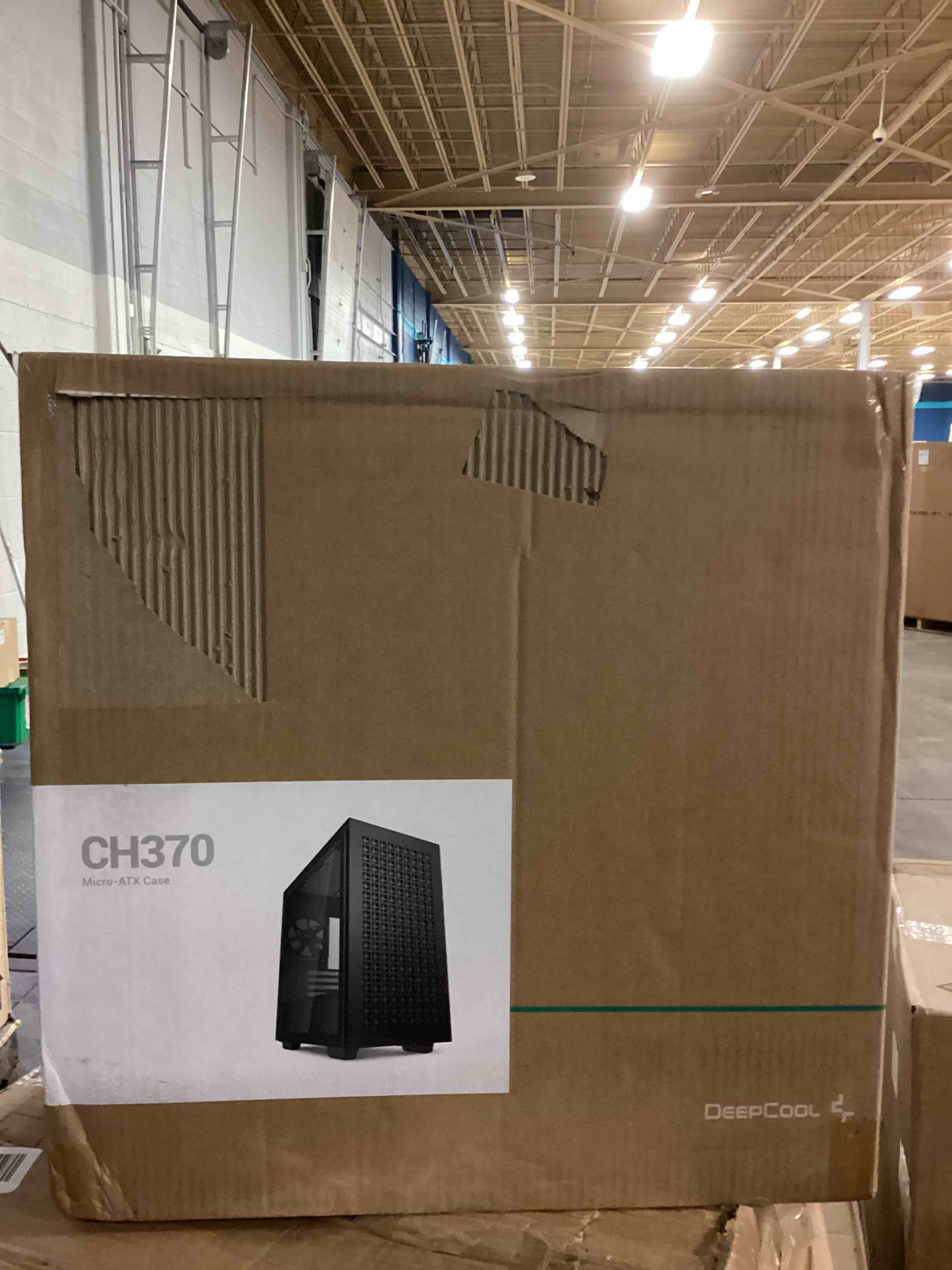 https://s3.amazonaws.com/lotting-images-prod/bidfta/YEL5162254_1699018625087.jpeg