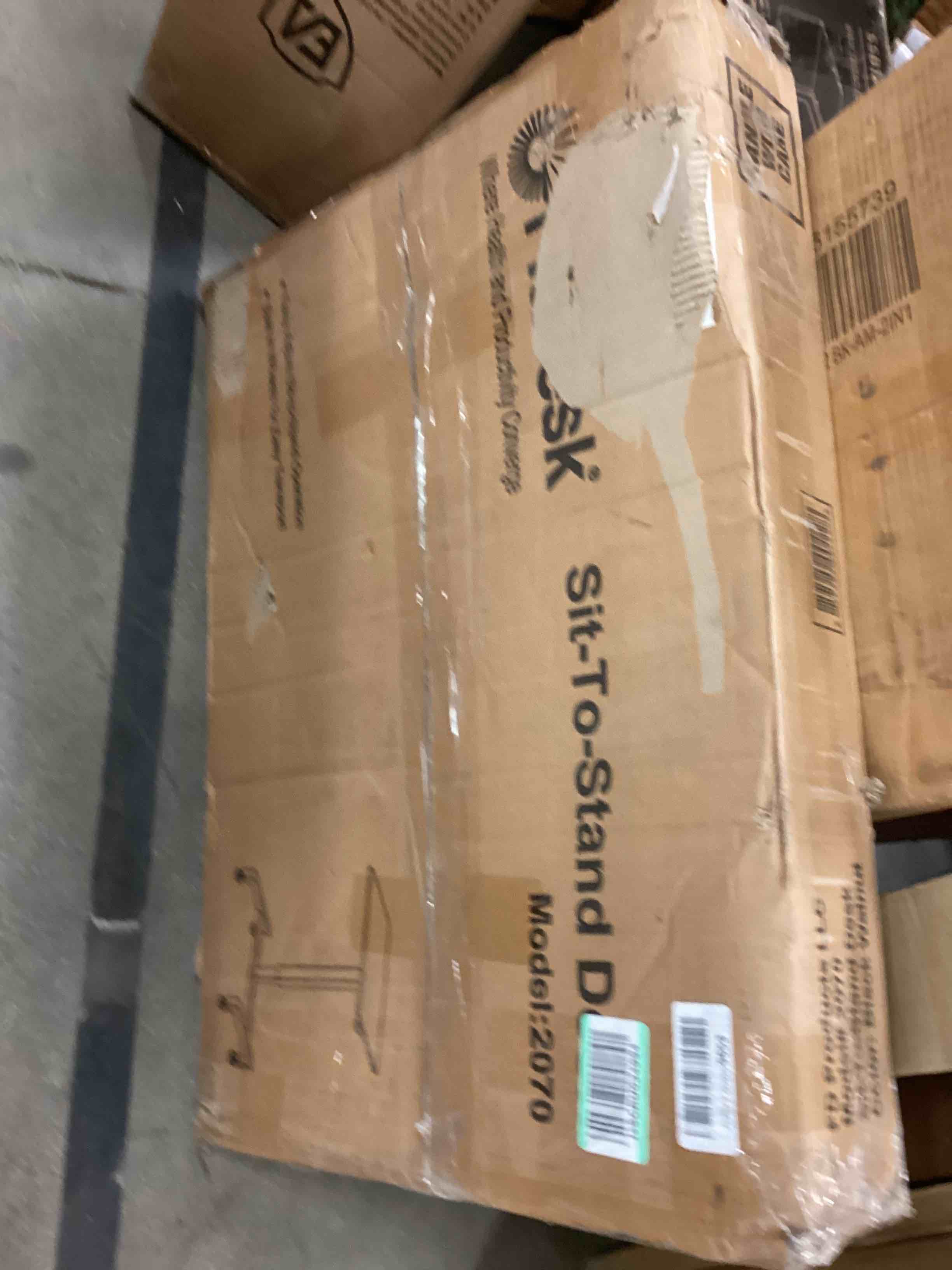 https://s3.amazonaws.com/lotting-images-prod/bidfta/YEL5163409_1699634906798.jpeg