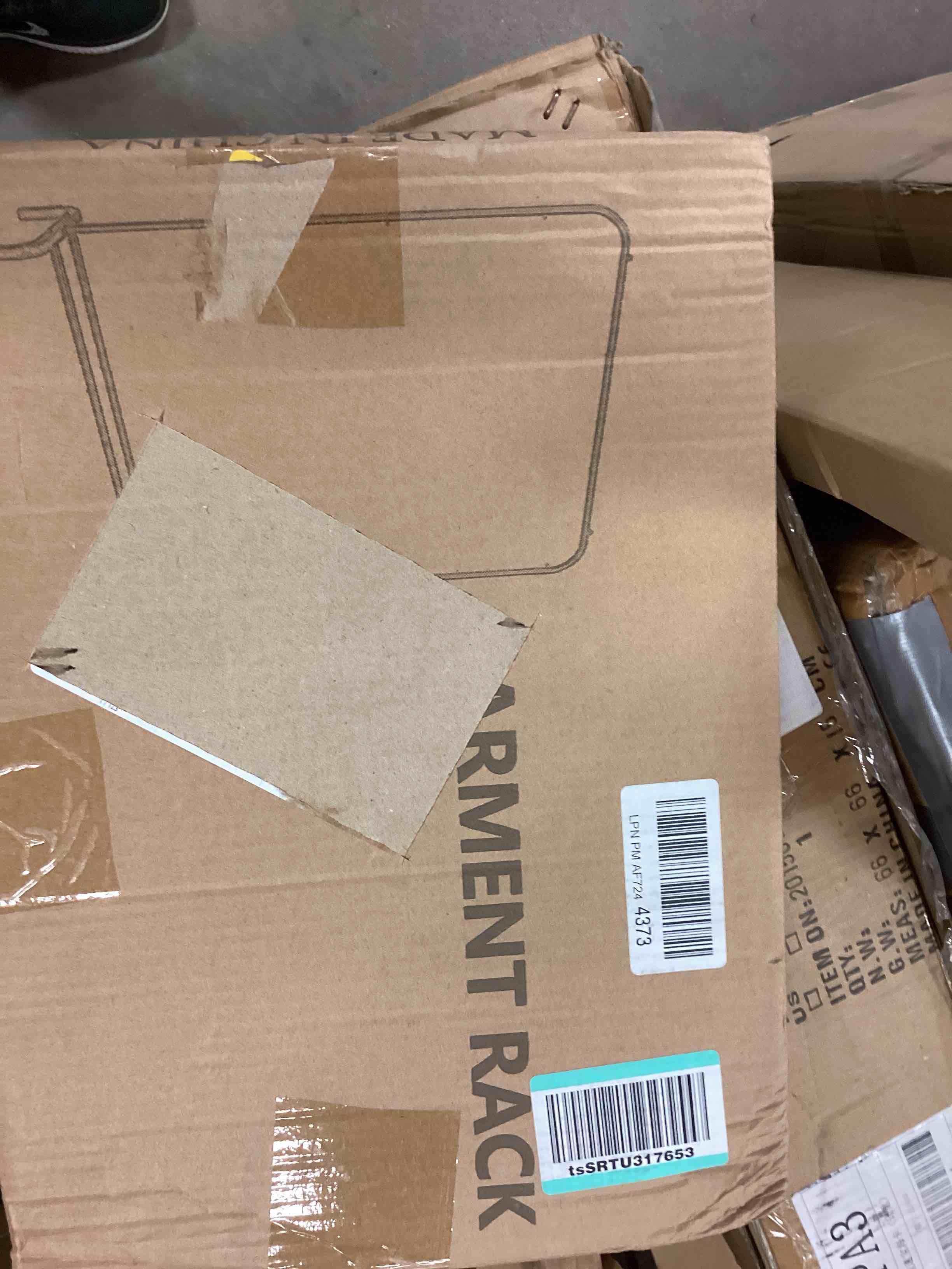https://s3.amazonaws.com/lotting-images-prod/bidfta/YEL5163415_1699635875421.jpeg