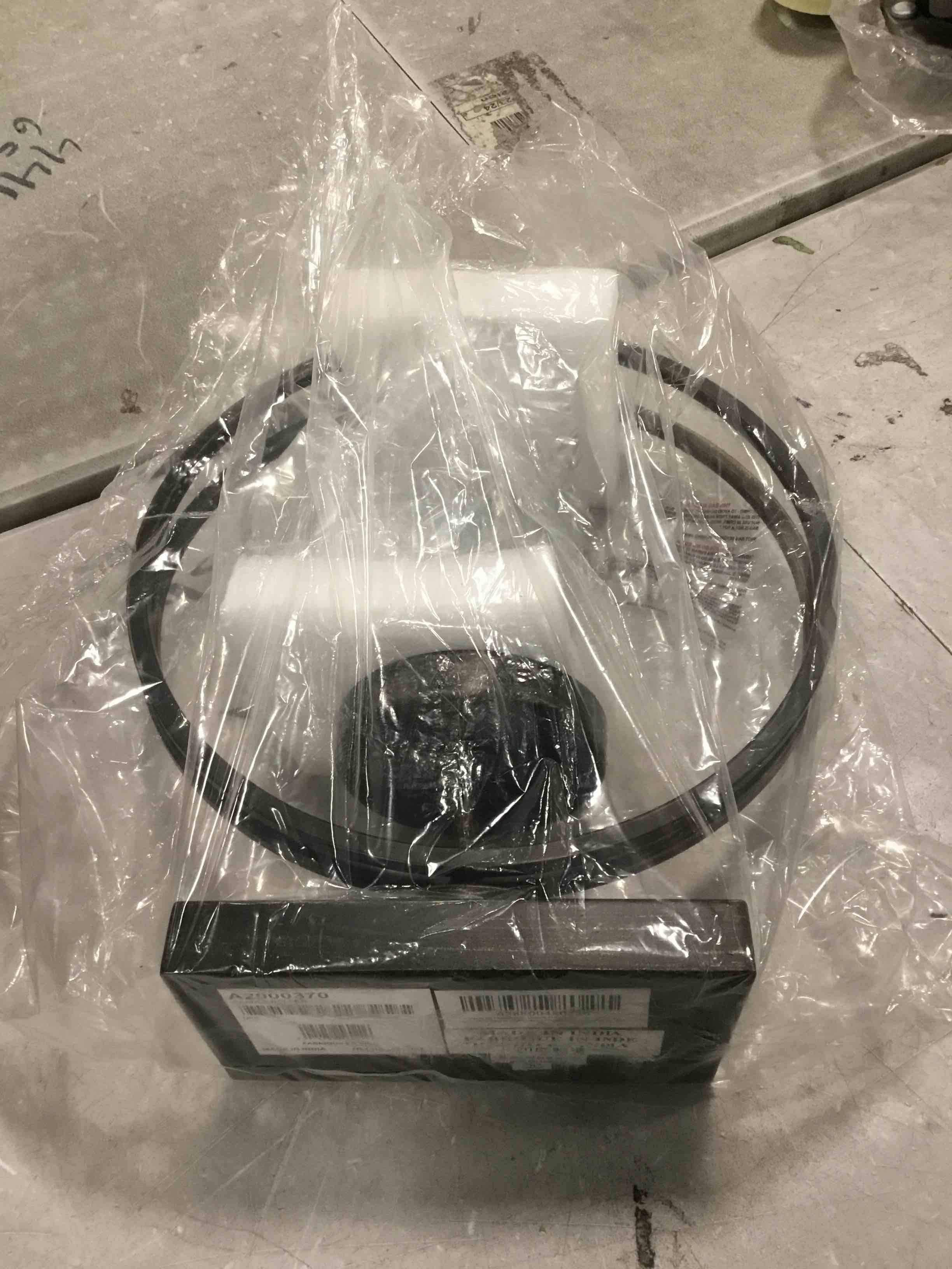 https://s3.amazonaws.com/lotting-images-prod/bidfta/YEL5168843_1721702960158.jpeg