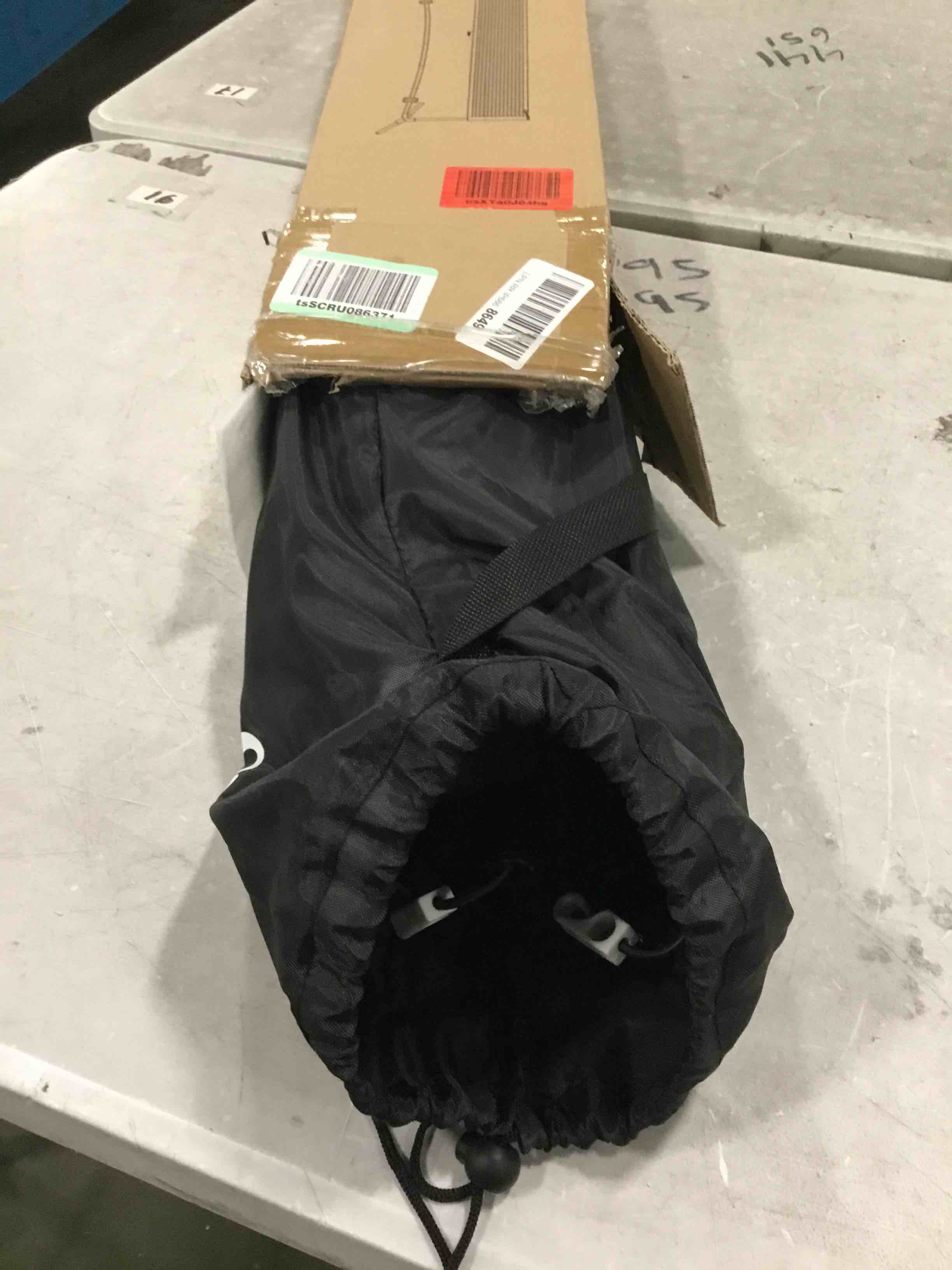 https://s3.amazonaws.com/lotting-images-prod/bidfta/YEL5168892_1721710689759.jpeg