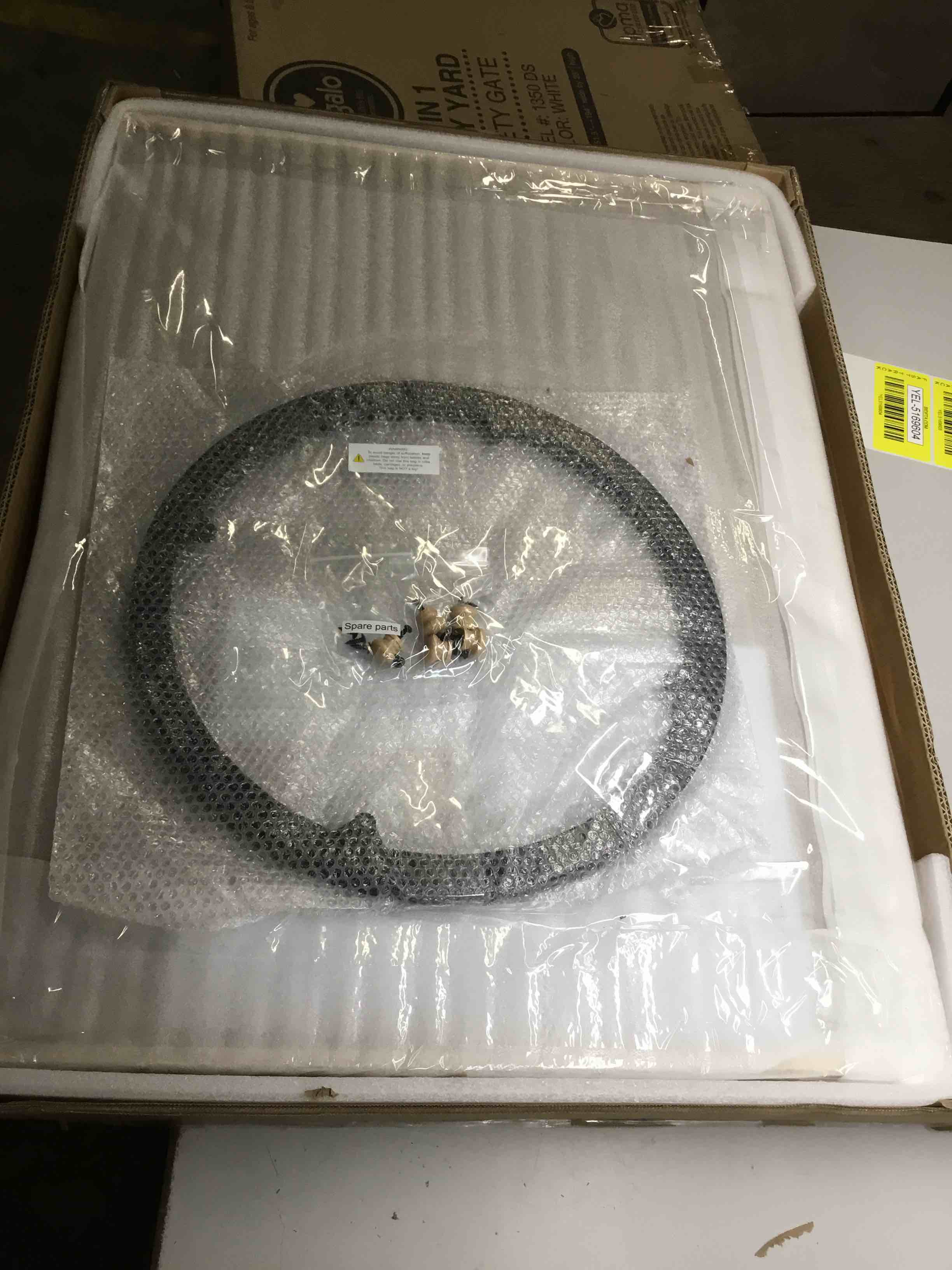 https://s3.amazonaws.com/lotting-images-prod/bidfta/YEL5169603_1703021941213.jpeg
