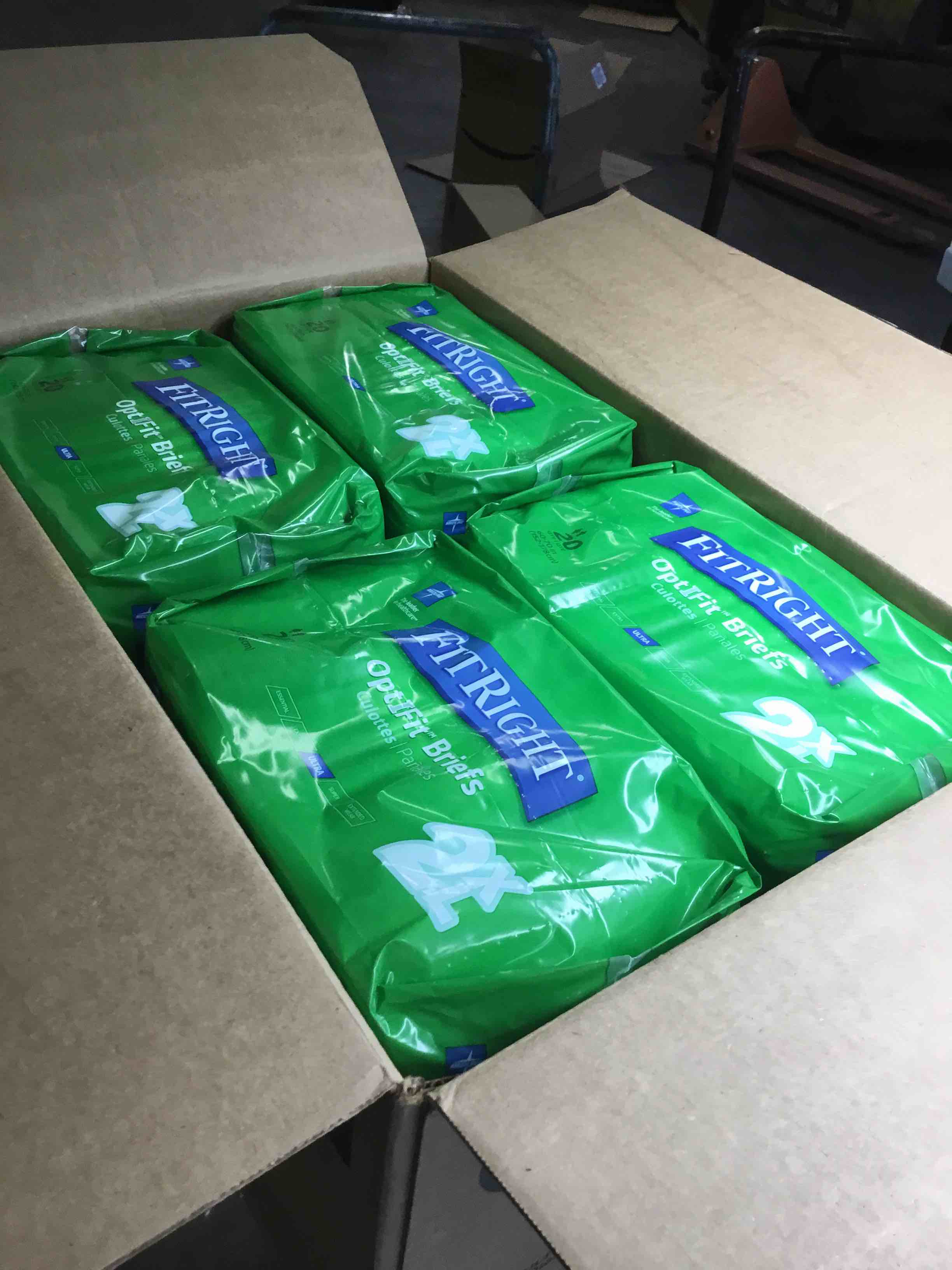 https://s3.amazonaws.com/lotting-images-prod/bidfta/YEL5170222_1708021444610.jpeg