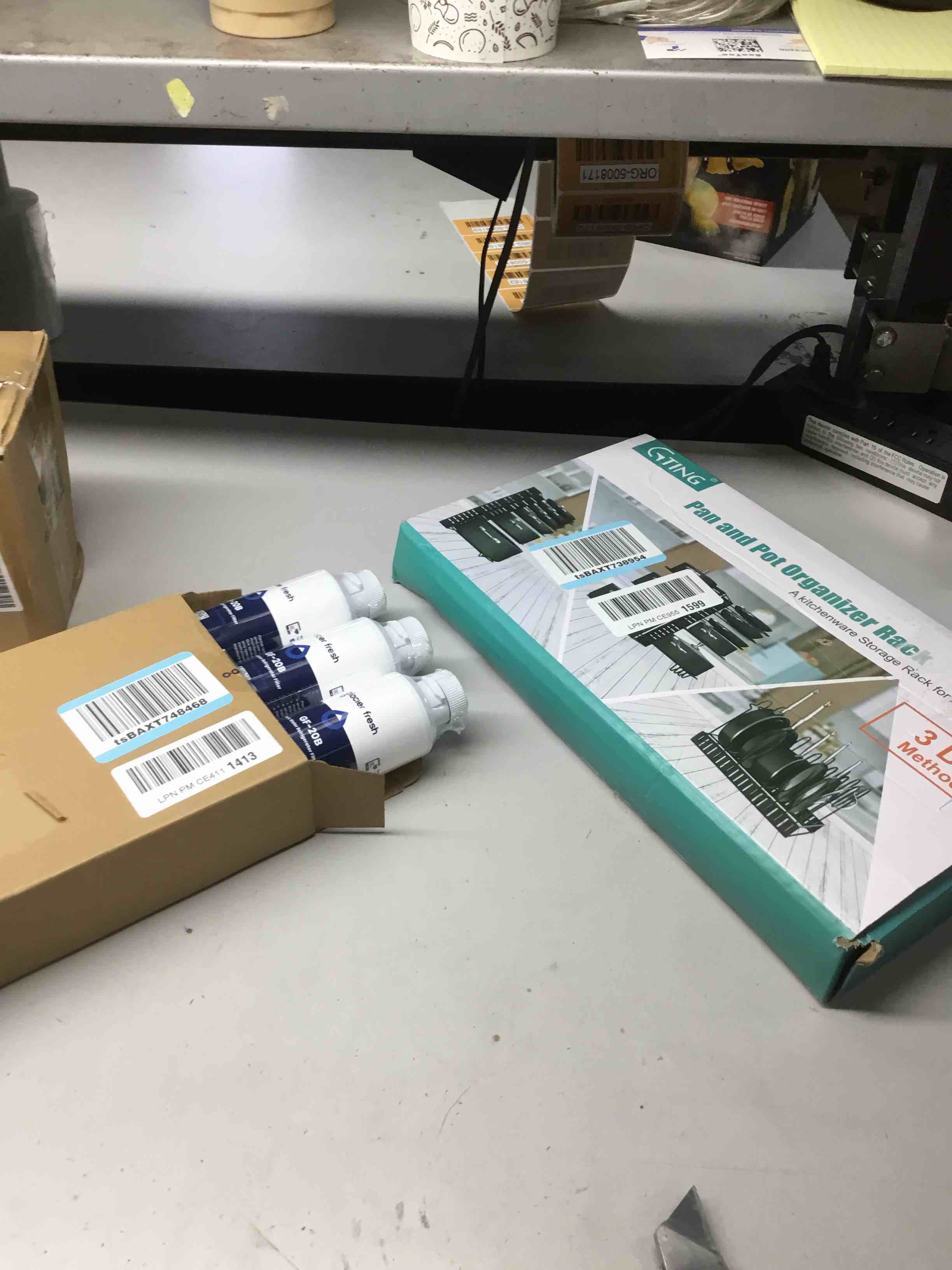 https://s3.amazonaws.com/lotting-images-prod/bidfta/YEL5170457_1709840259066.jpeg