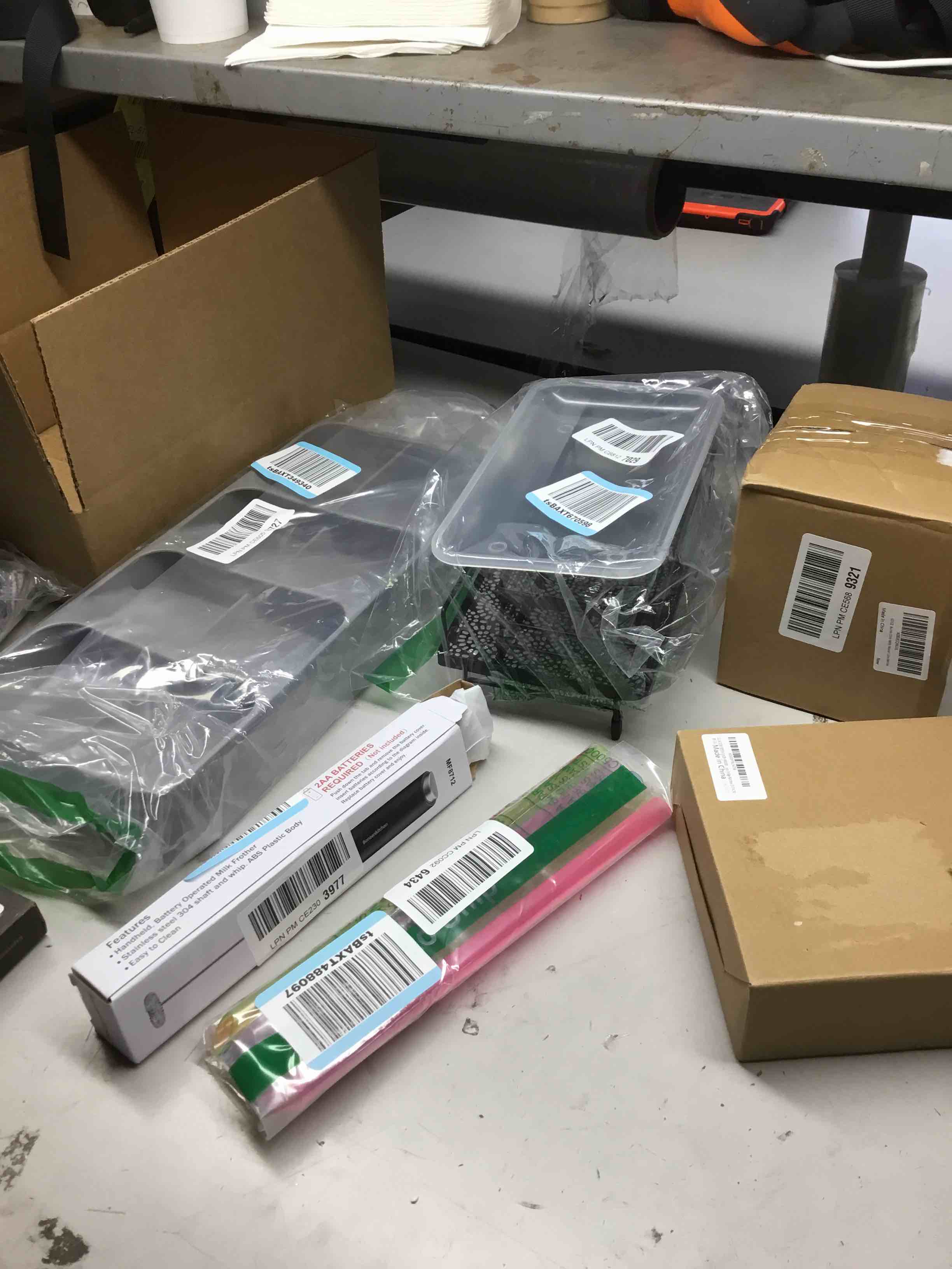 https://s3.amazonaws.com/lotting-images-prod/bidfta/YEL5170457_1709840260666.jpeg
