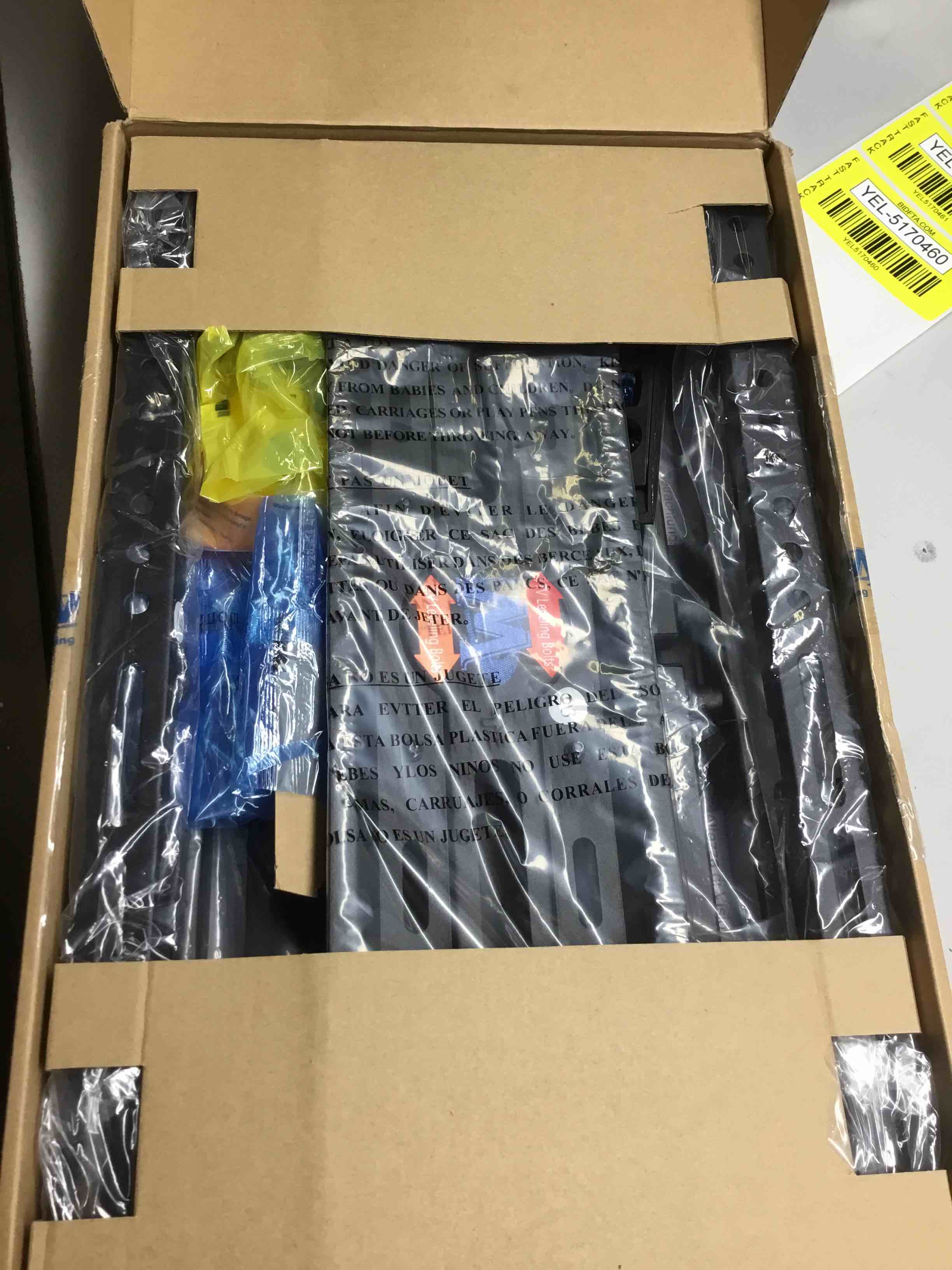 https://s3.amazonaws.com/lotting-images-prod/bidfta/YEL5170460_1709840862290.jpeg