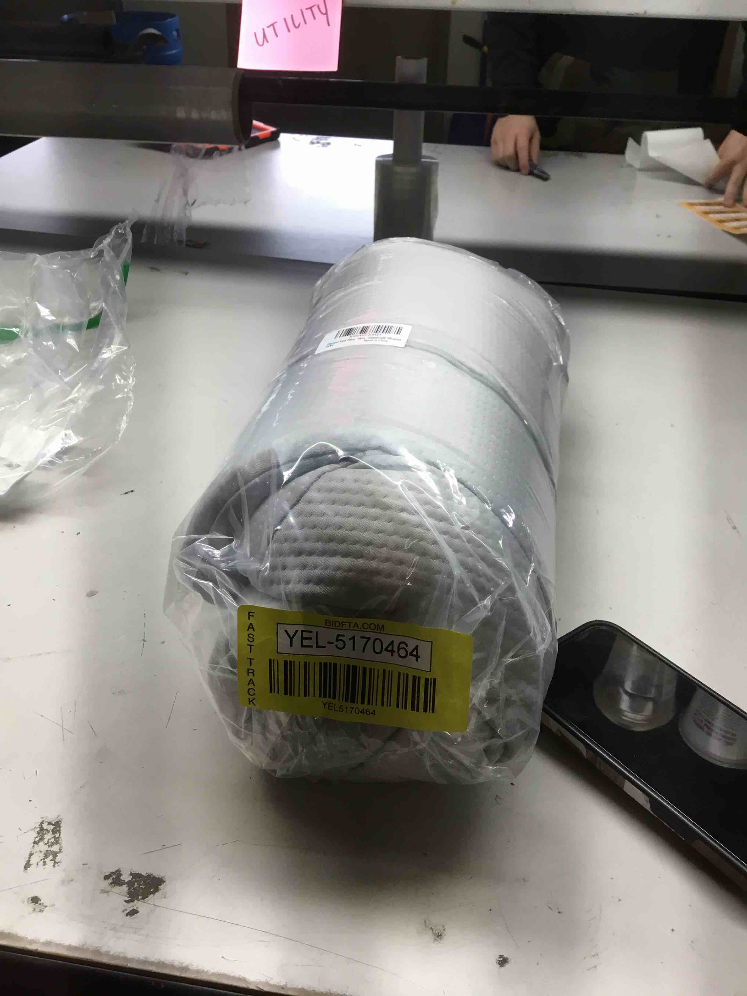 https://s3.amazonaws.com/lotting-images-prod/bidfta/YEL5170464_1709841662407.jpeg