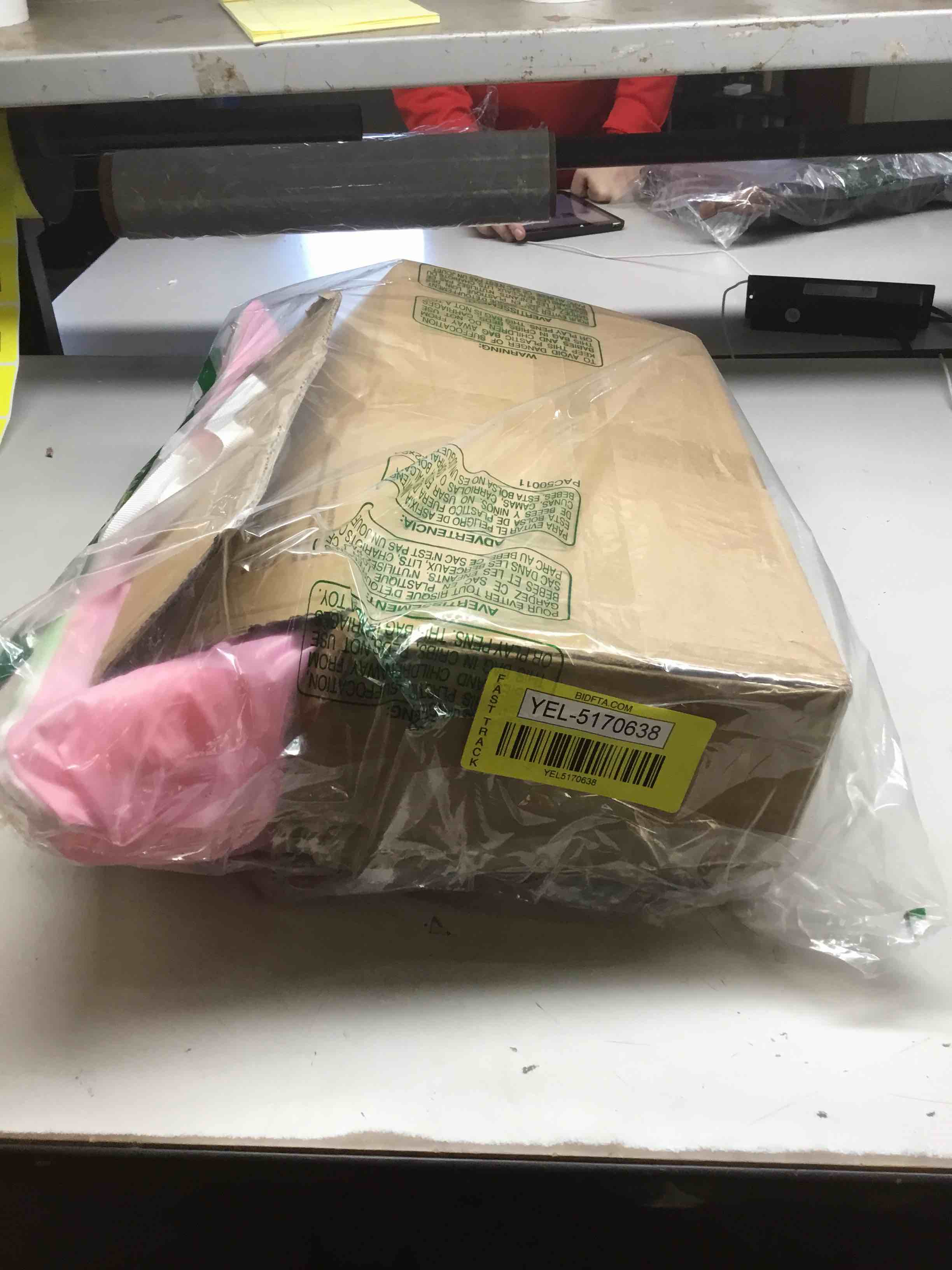 https://s3.amazonaws.com/lotting-images-prod/bidfta/YEL5170638_1710871427147.jpeg