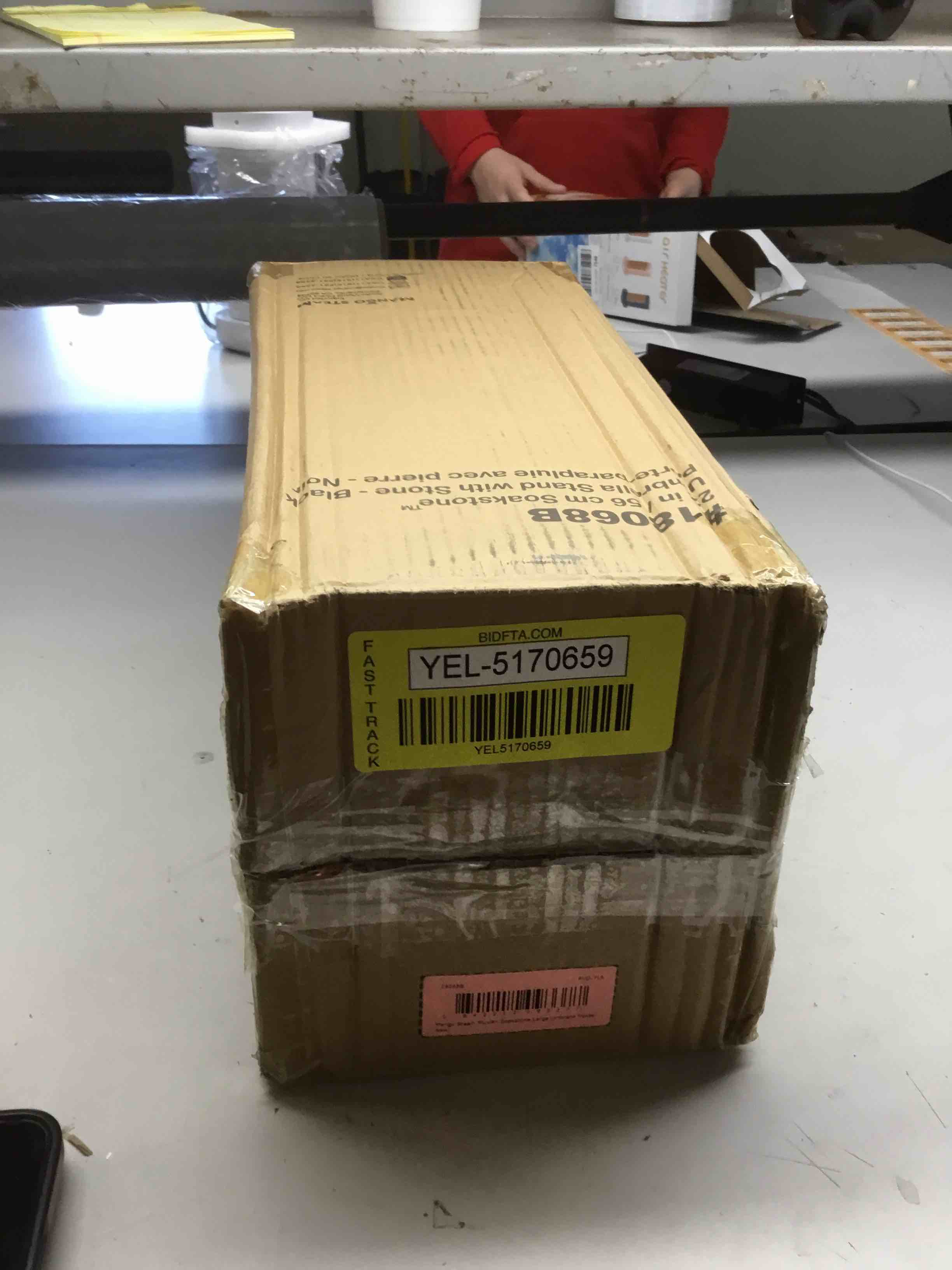 https://s3.amazonaws.com/lotting-images-prod/bidfta/YEL5170659_1710875749480.jpeg