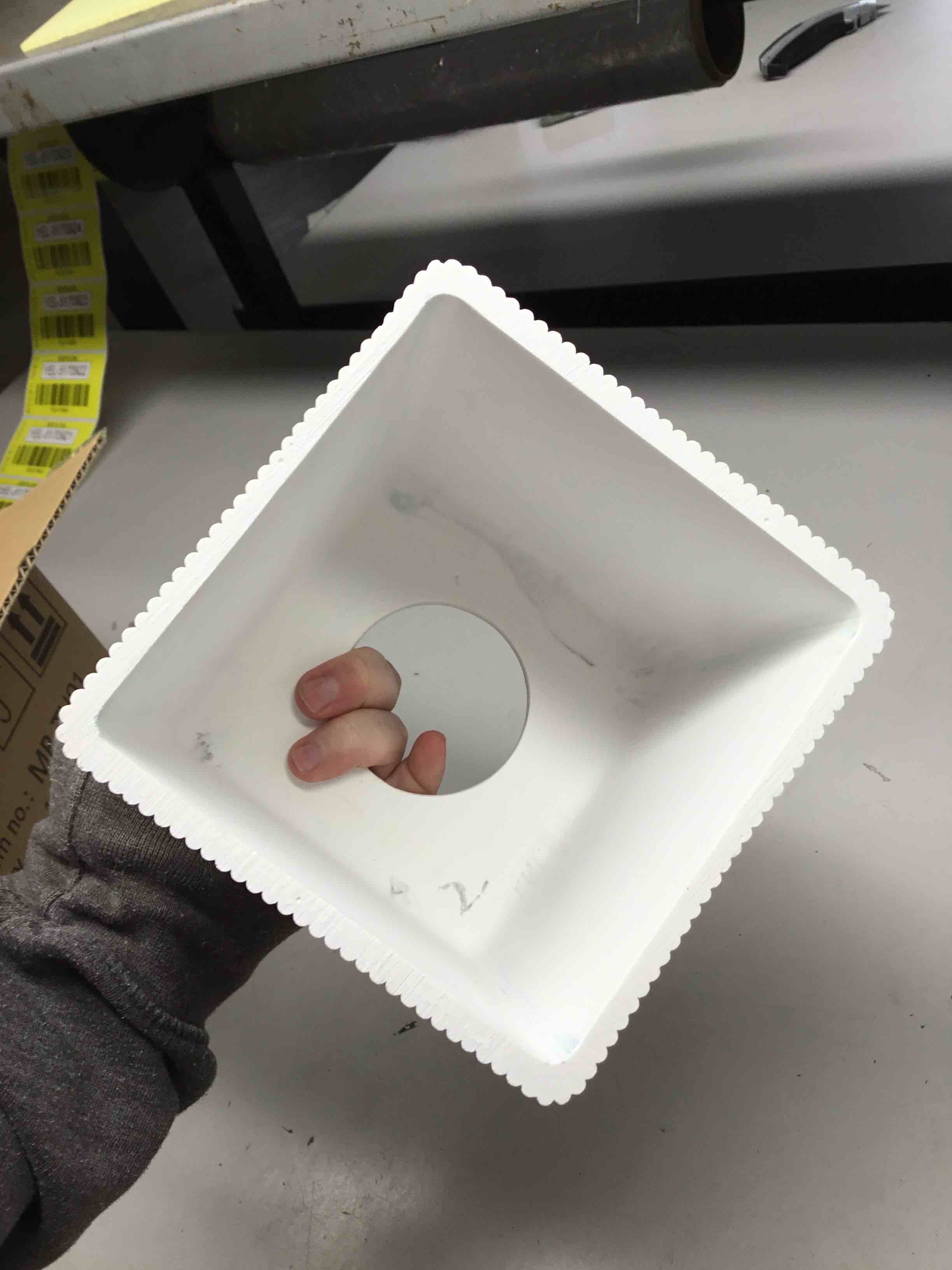 https://s3.amazonaws.com/lotting-images-prod/bidfta/YEL5170908_1711373626160.jpeg