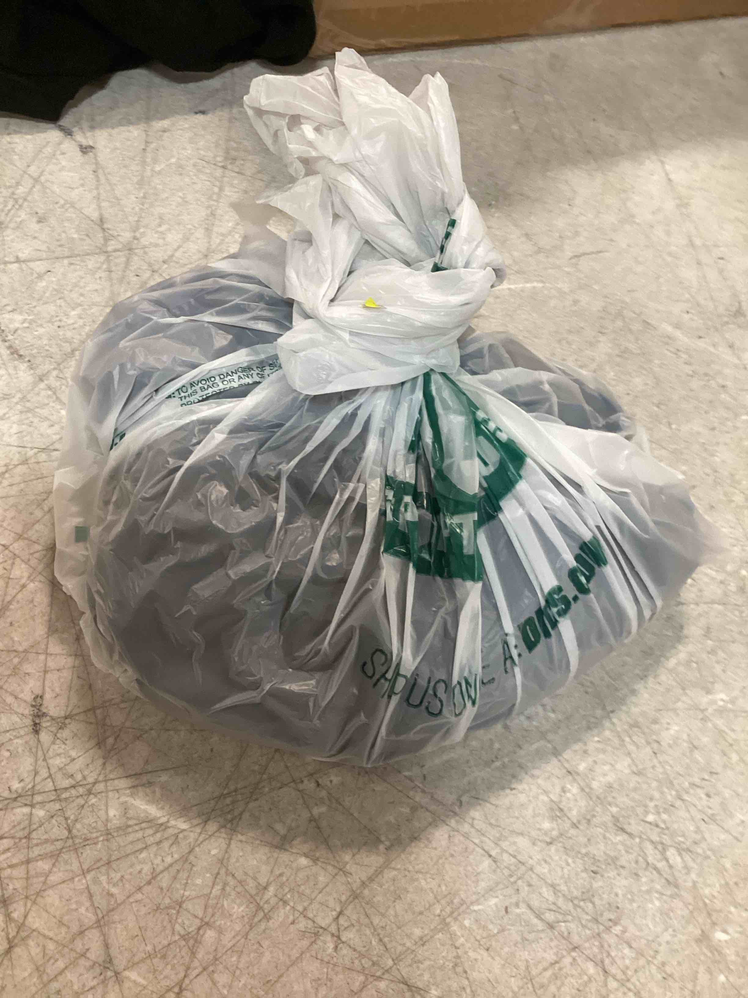 https://s3.amazonaws.com/lotting-images-prod/bidfta/YEL5170947_1721415210531.jpeg