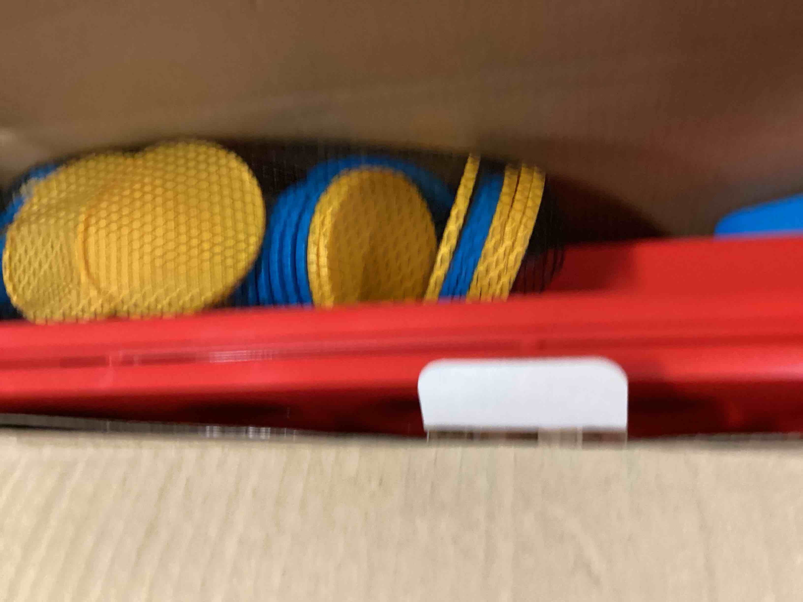 https://s3.amazonaws.com/lotting-images-prod/bidfta/YEL5172272_1722443424968.jpeg
