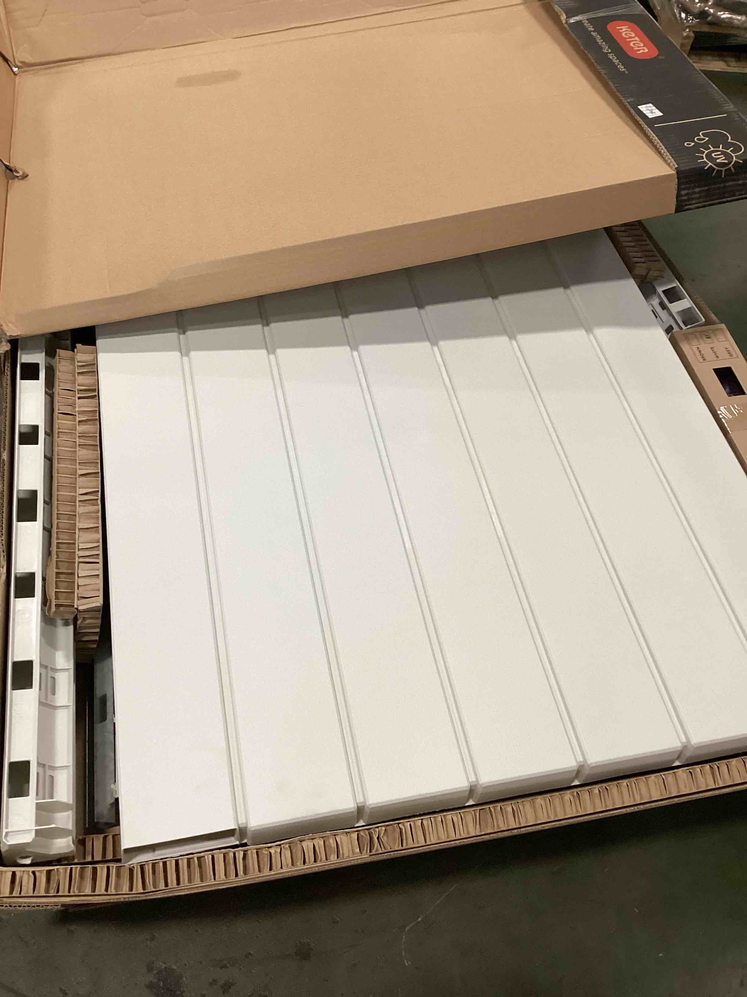 https://s3.amazonaws.com/lotting-images-prod/bidfta/YEL5172908_1723036748342.jpeg