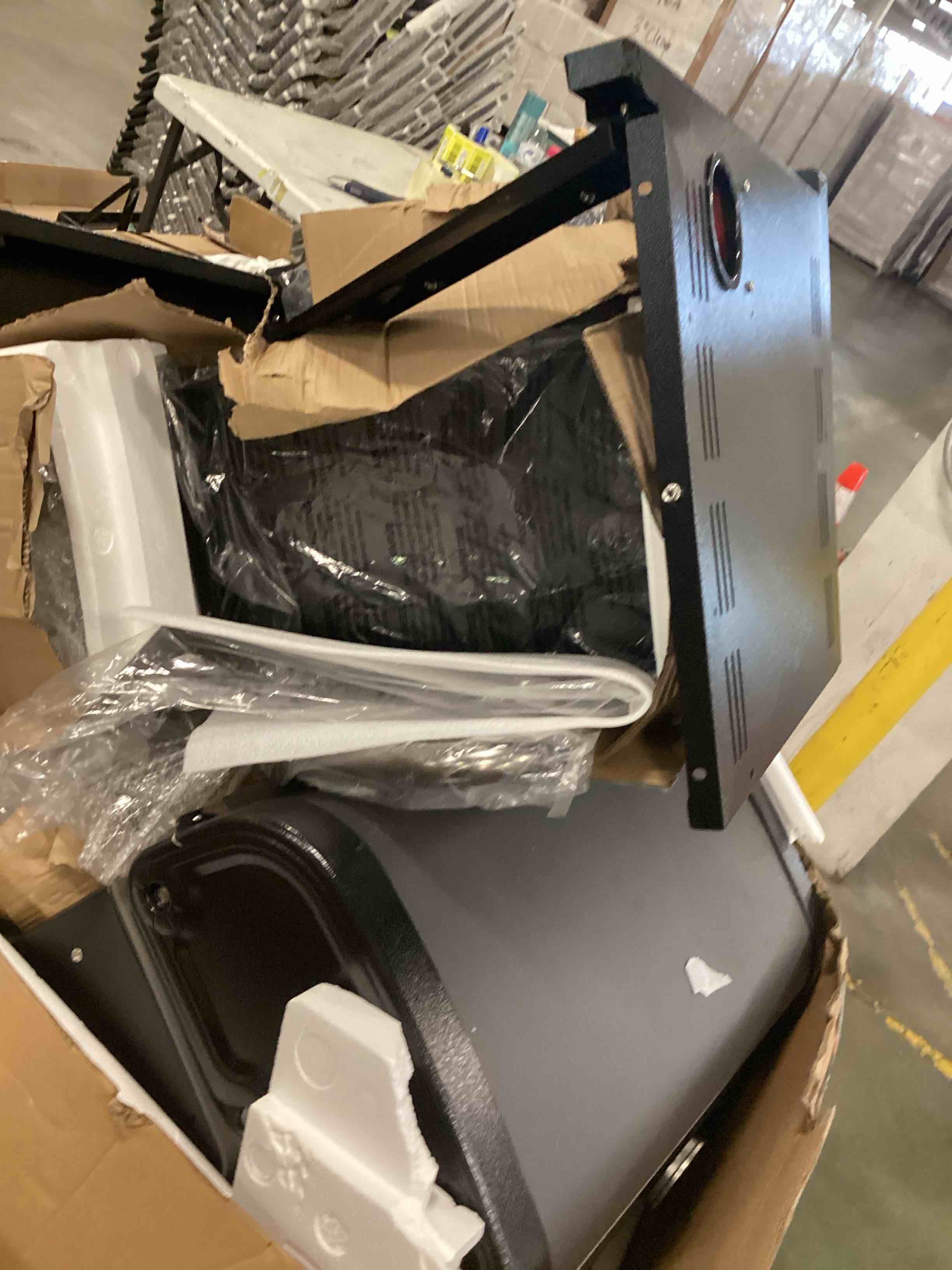 https://s3.amazonaws.com/lotting-images-prod/bidfta/YEL5173285_1723469073134.jpeg