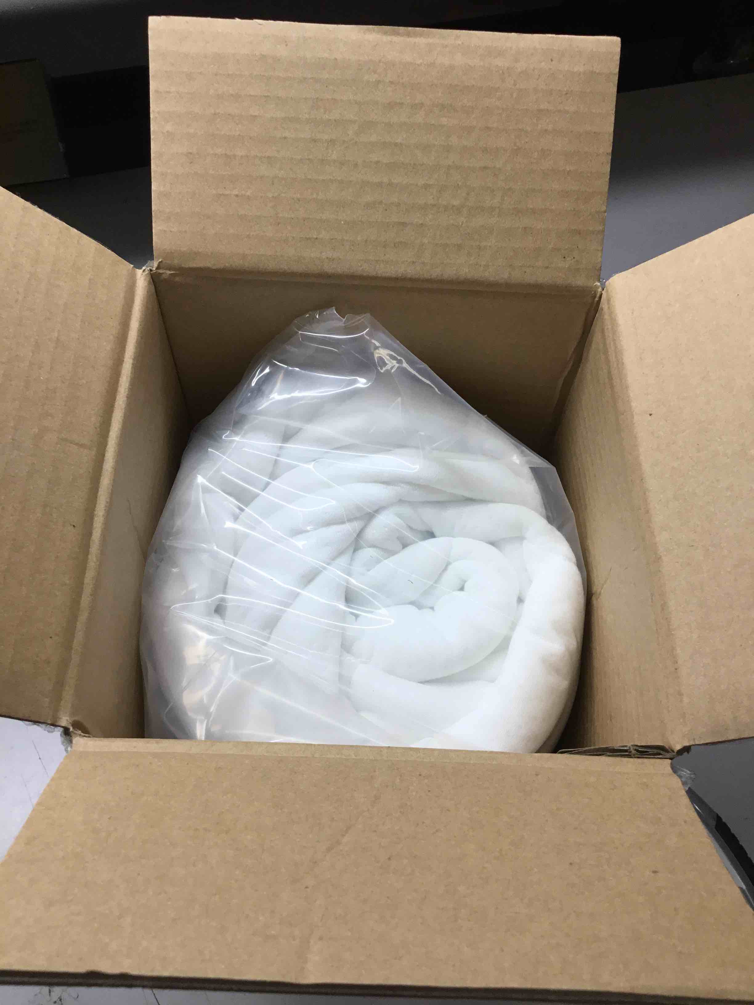 https://s3.amazonaws.com/lotting-images-prod/bidfta/YEL5178879_1709839434597.jpeg