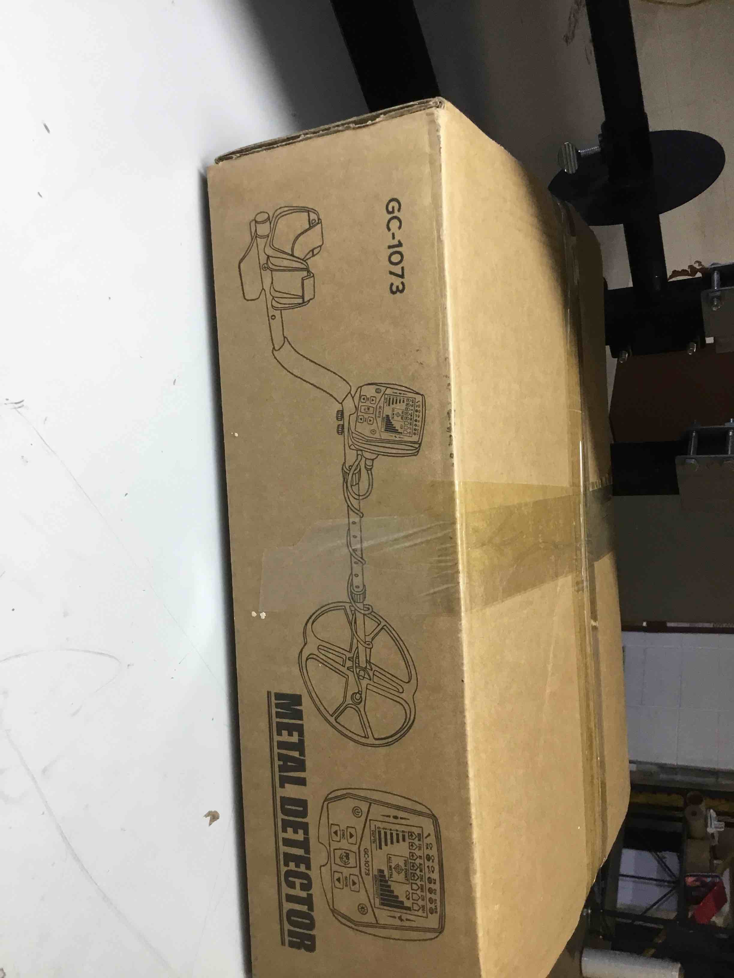 https://s3.amazonaws.com/lotting-images-prod/bidfta/YEL5179105_1710853589194.jpeg