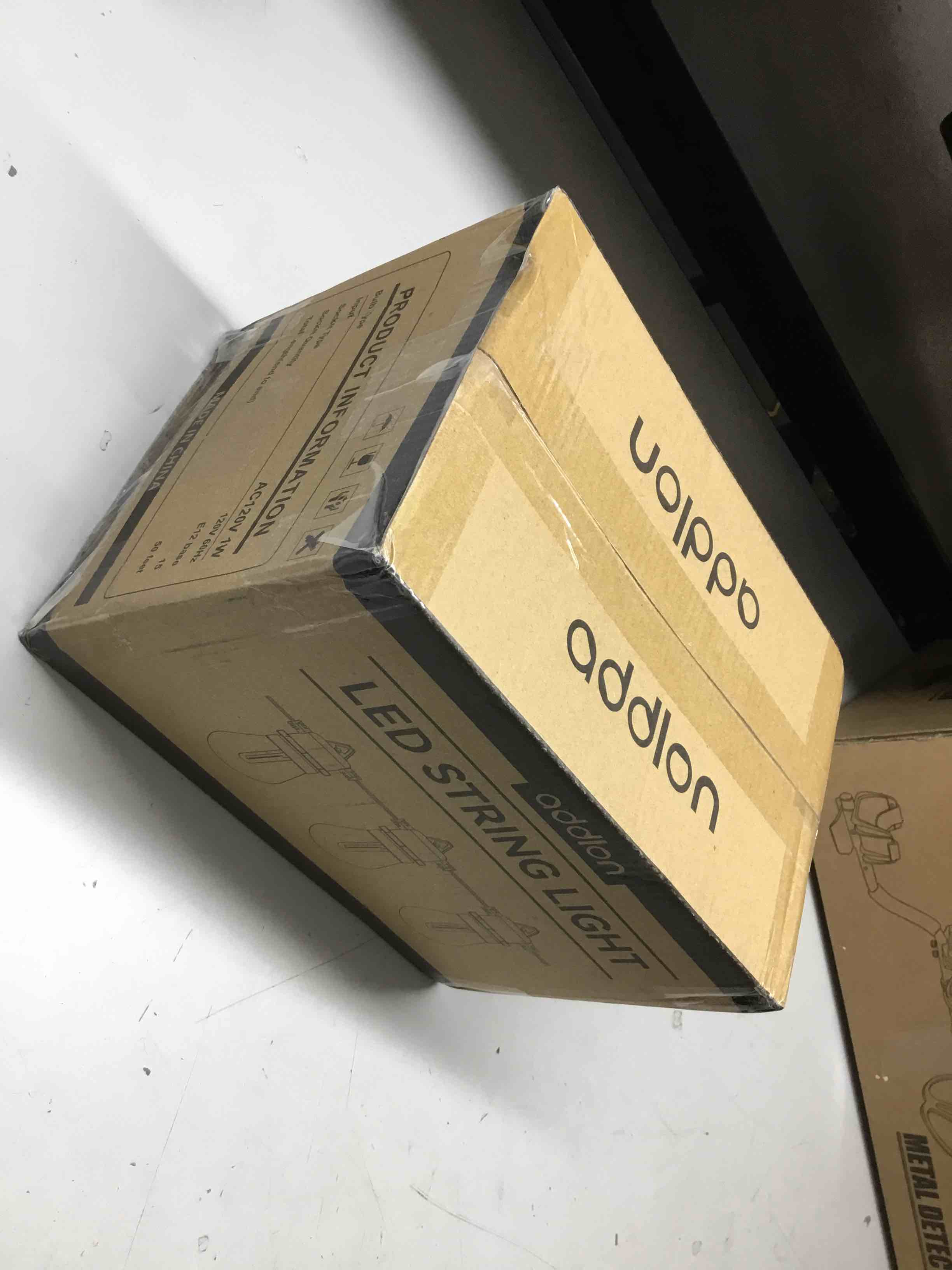 https://s3.amazonaws.com/lotting-images-prod/bidfta/YEL5179106_1710853760042.jpeg