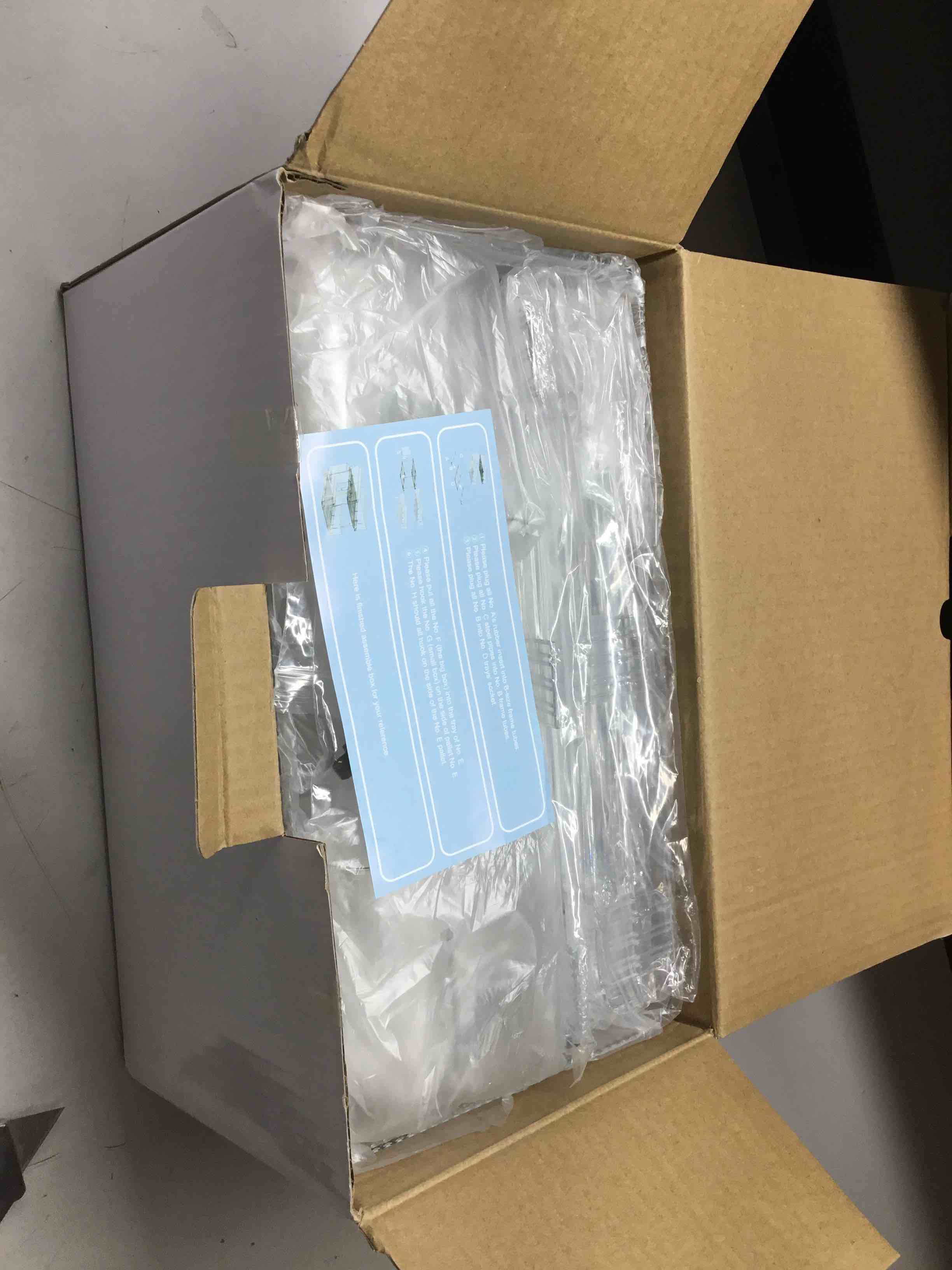 https://s3.amazonaws.com/lotting-images-prod/bidfta/YEL5179108_1710854071333.jpeg