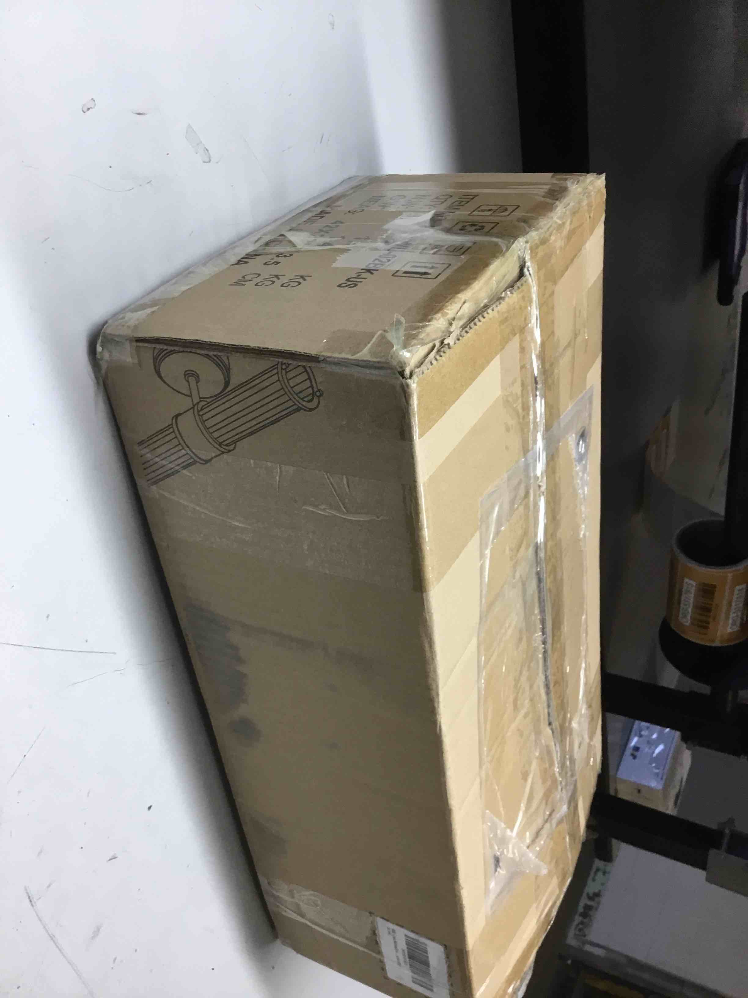 https://s3.amazonaws.com/lotting-images-prod/bidfta/YEL5179110_1710854310075.jpeg