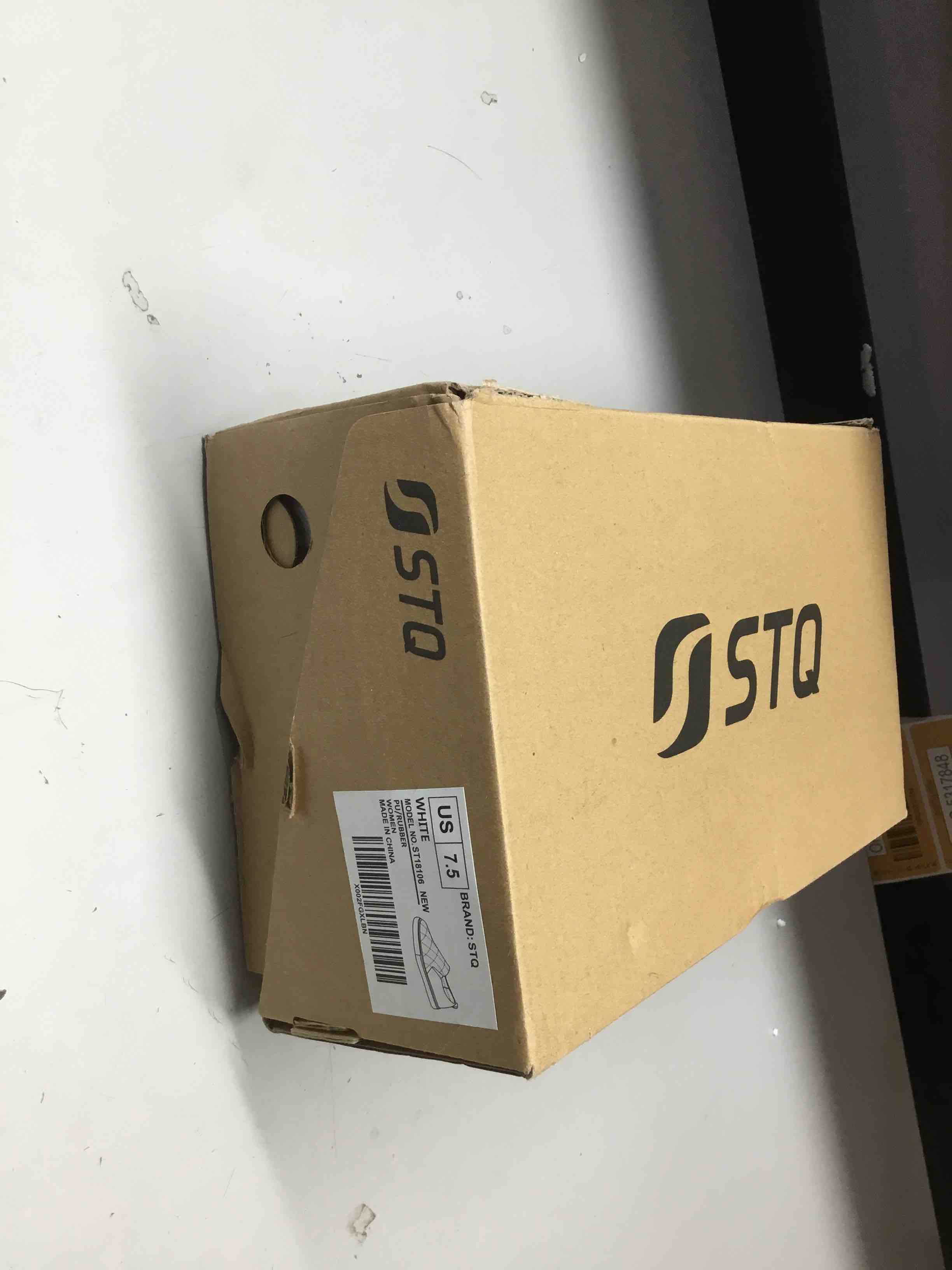 https://s3.amazonaws.com/lotting-images-prod/bidfta/YEL5179170_1710869514342.jpeg