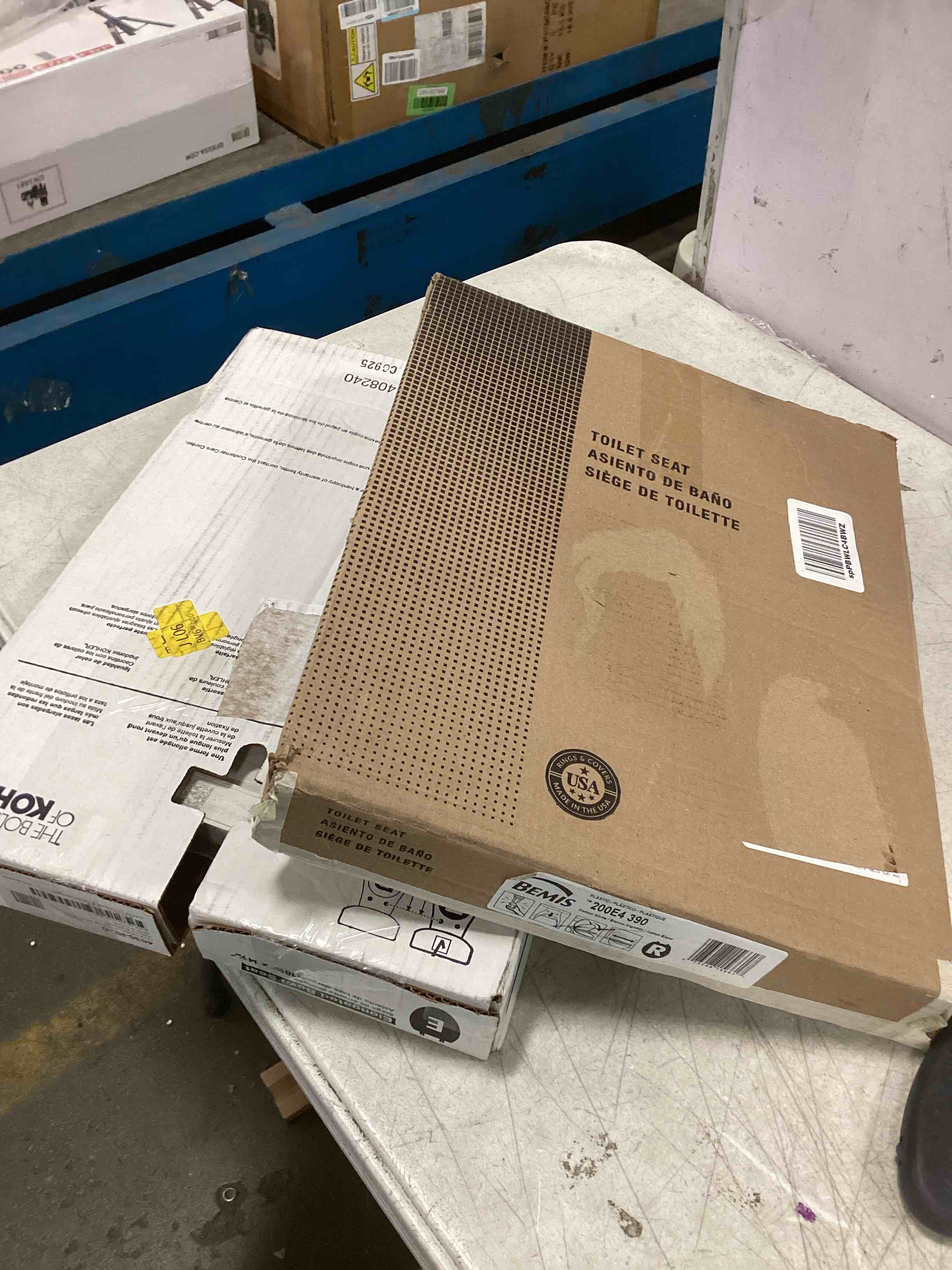 https://s3.amazonaws.com/lotting-images-prod/bidfta/YEL5179941_1704979752280.jpeg