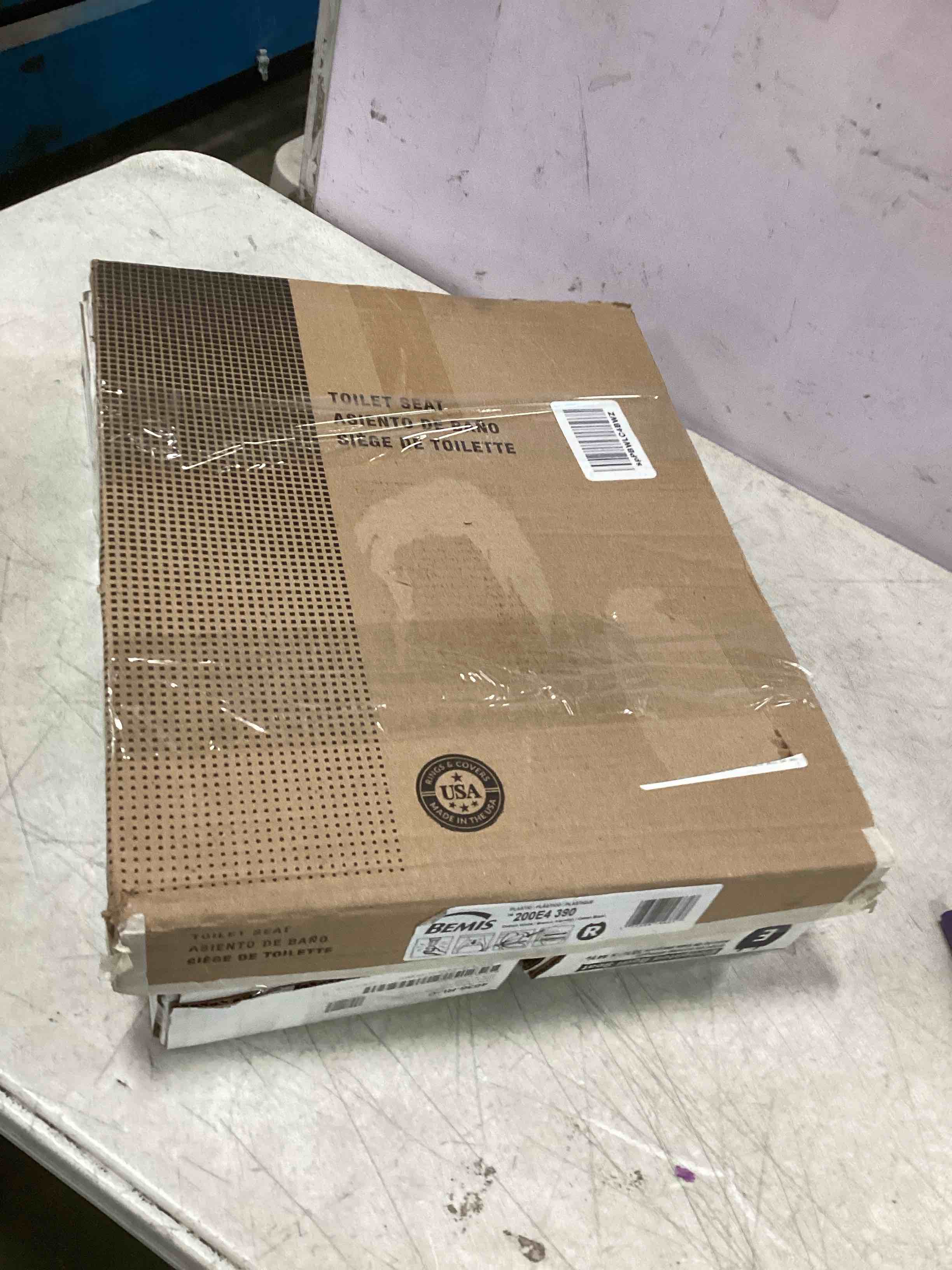 https://s3.amazonaws.com/lotting-images-prod/bidfta/YEL5179941_1704979914243.jpeg