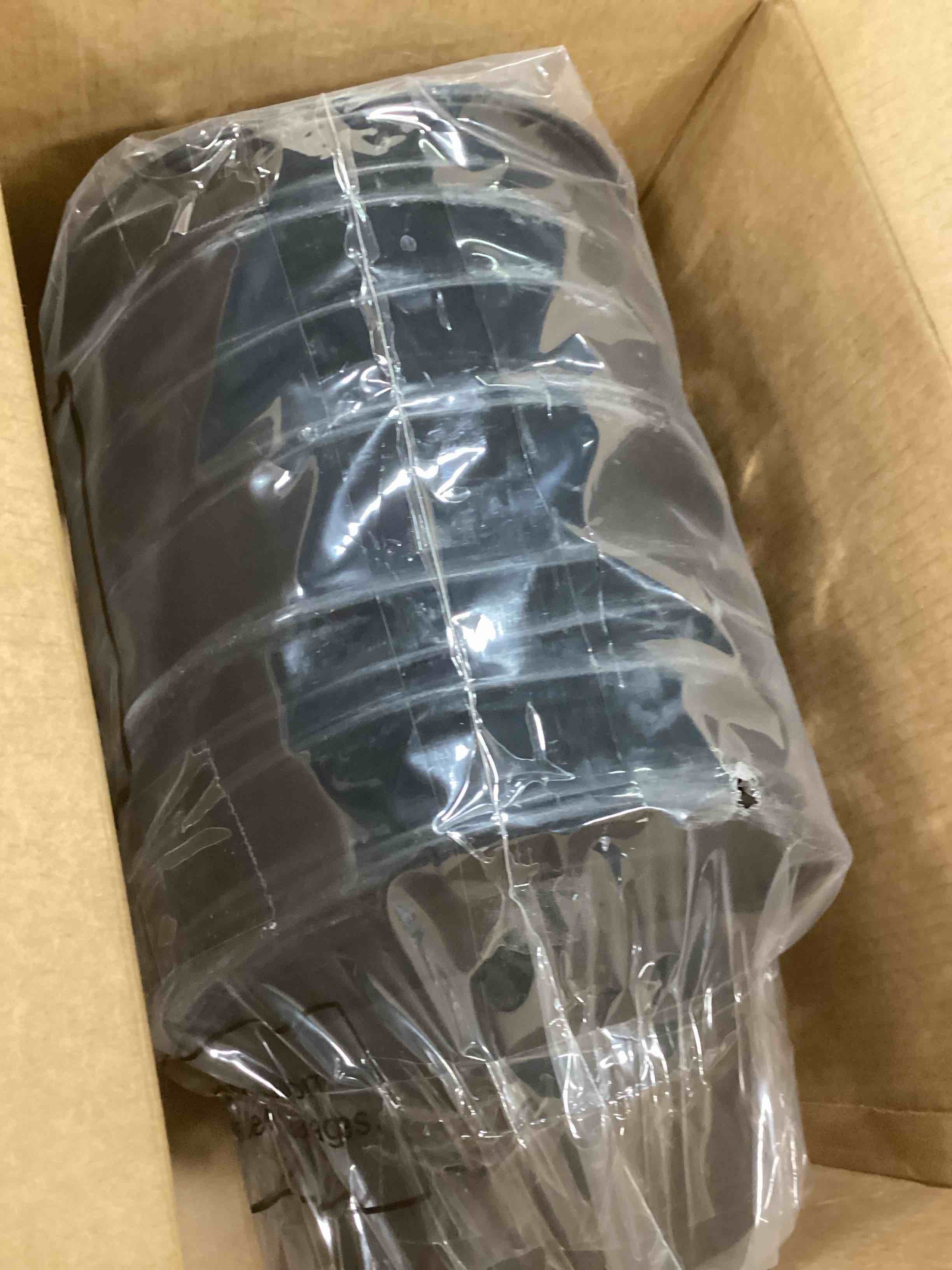 https://s3.amazonaws.com/lotting-images-prod/bidfta/YEL5180111_1704997555102.jpeg