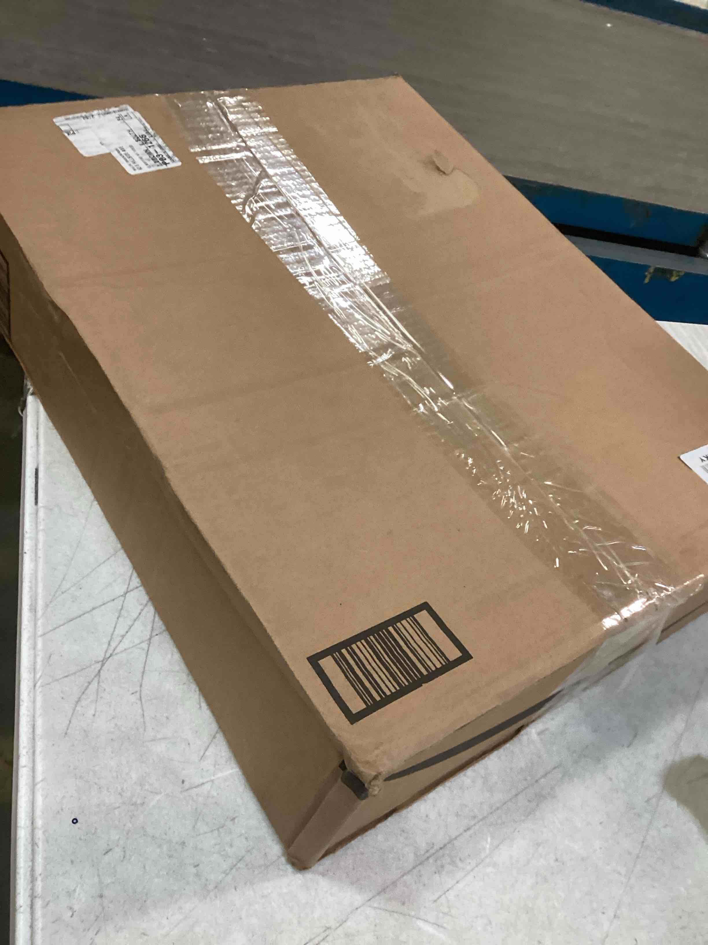 https://s3.amazonaws.com/lotting-images-prod/bidfta/YEL5180335_1705070107495.jpeg