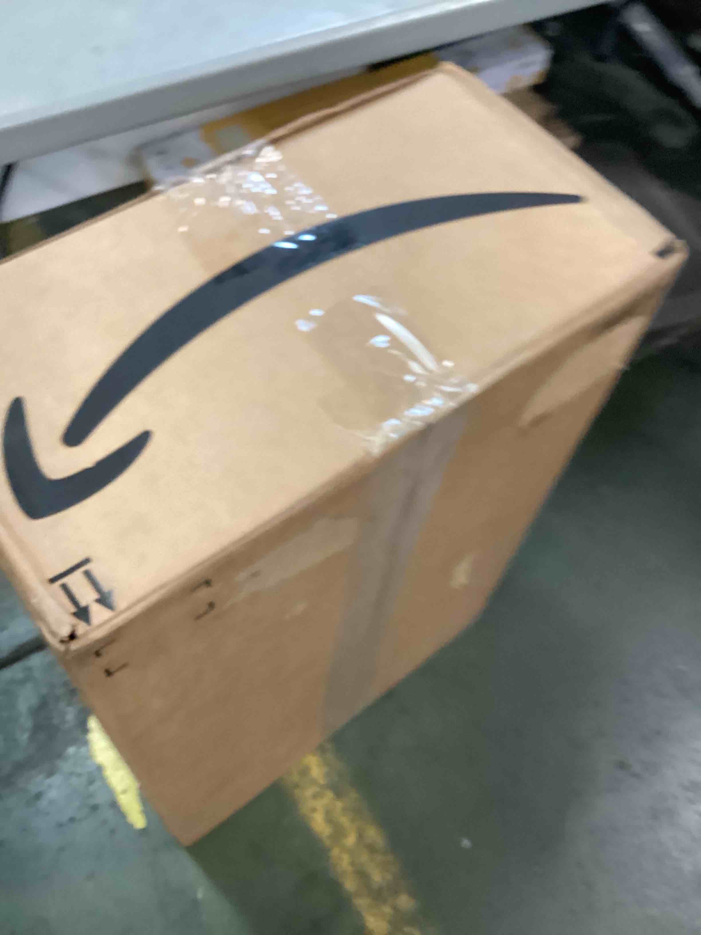 https://s3.amazonaws.com/lotting-images-prod/bidfta/YEL5180607_1705152350802.jpeg