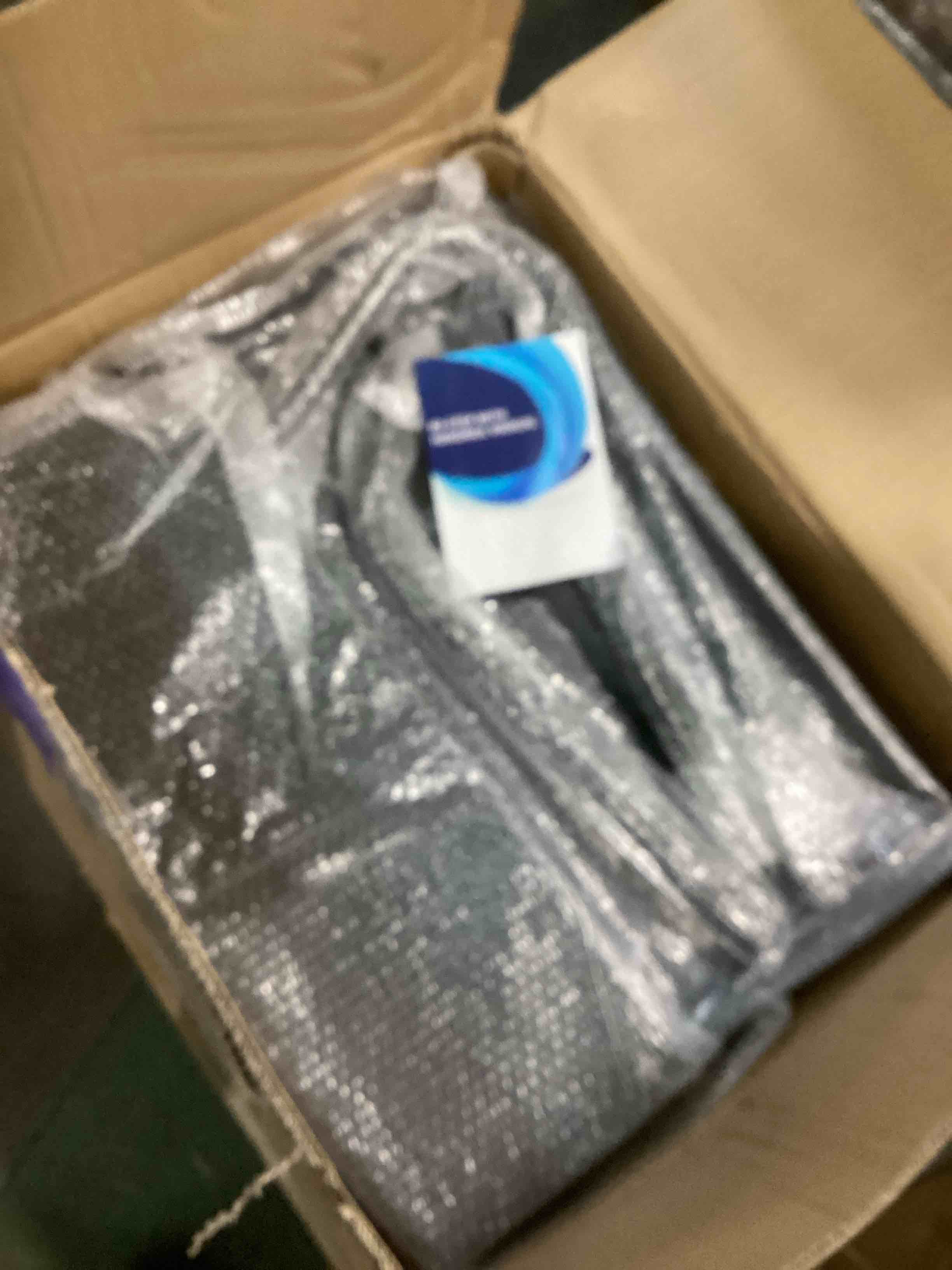 https://s3.amazonaws.com/lotting-images-prod/bidfta/YEL5181268_1705416105522.jpeg