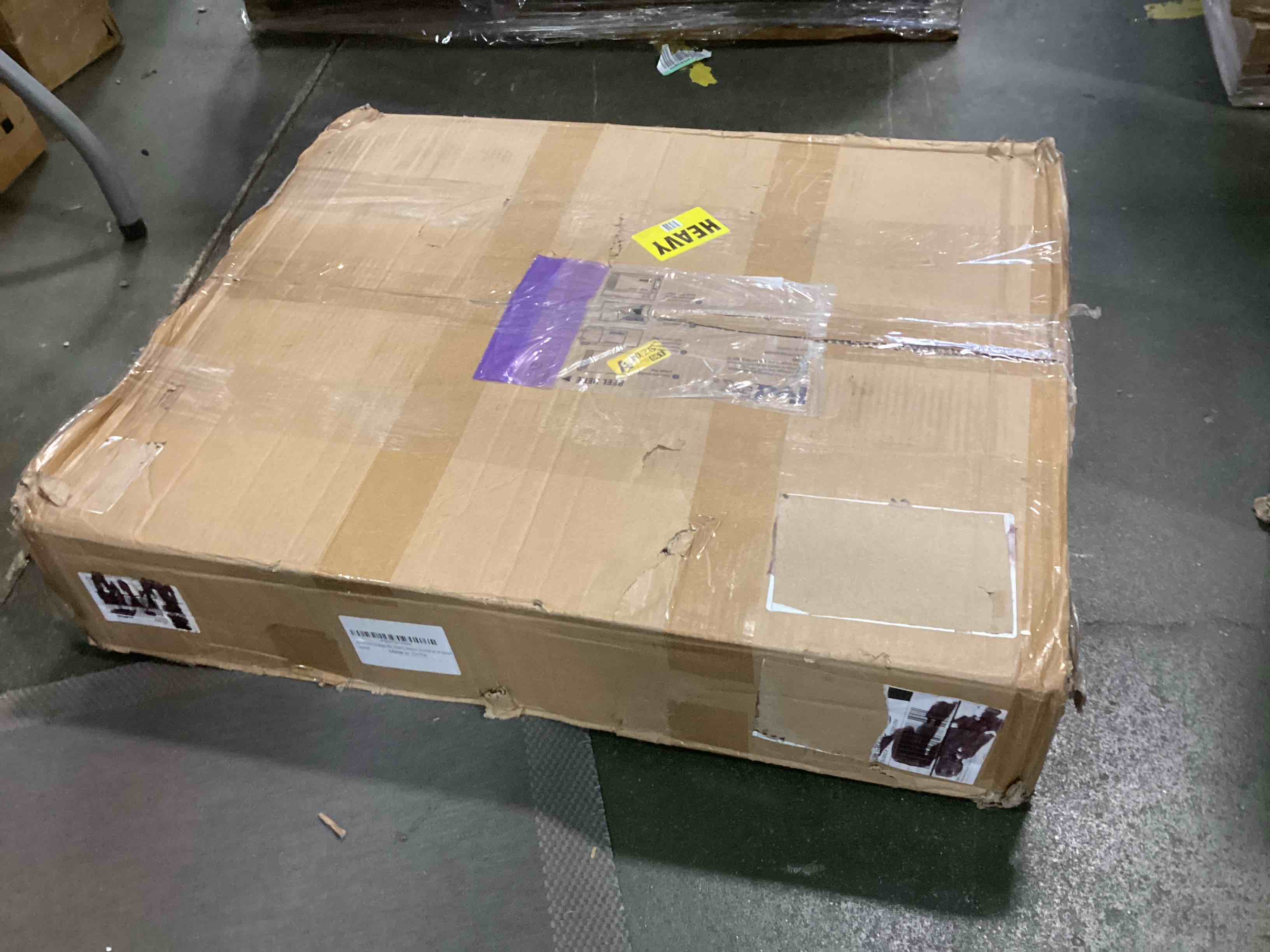 https://s3.amazonaws.com/lotting-images-prod/bidfta/YEL5181268_1705416124273.jpeg