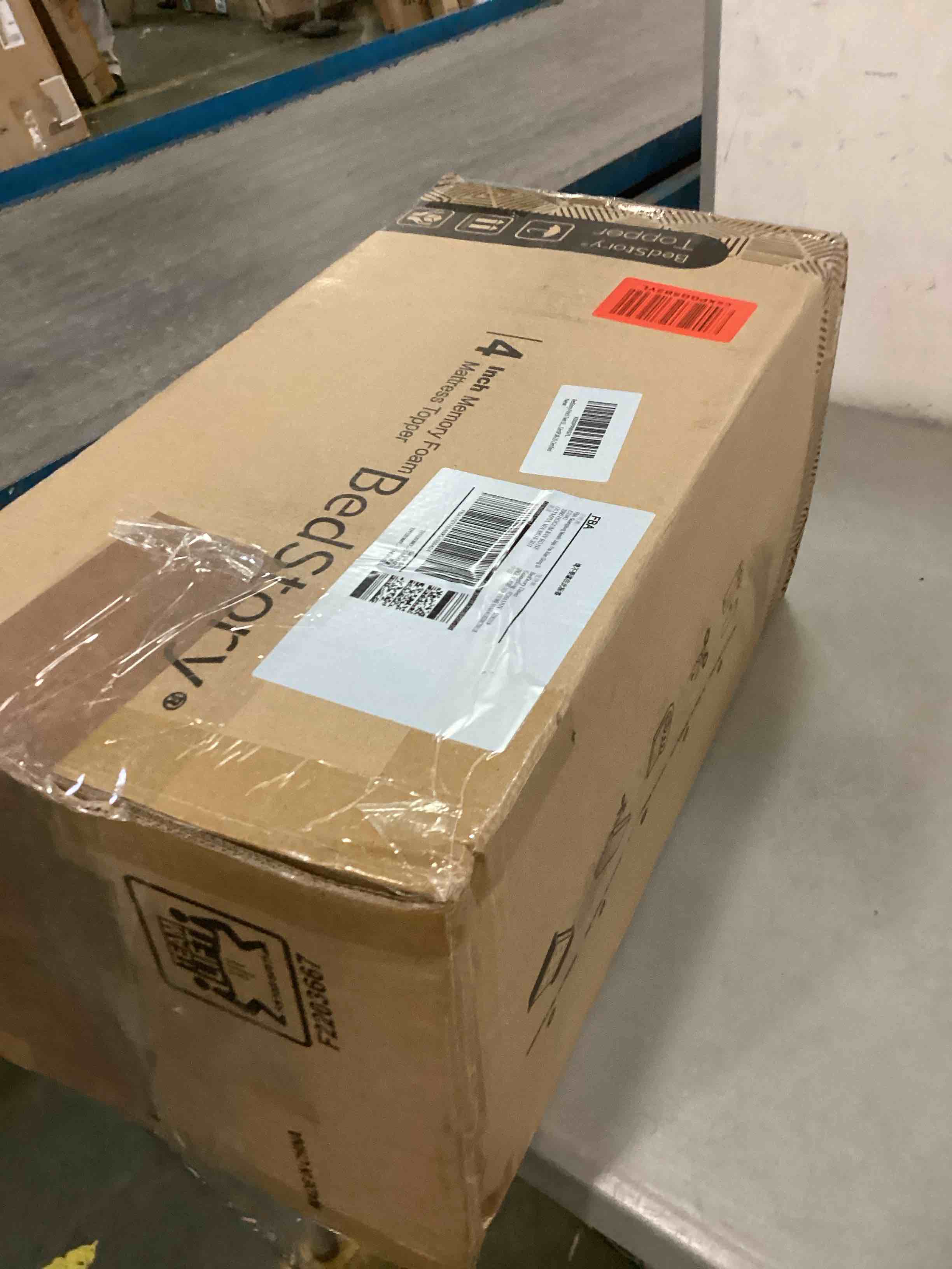 https://s3.amazonaws.com/lotting-images-prod/bidfta/YEL5181300_1705419712629.jpeg