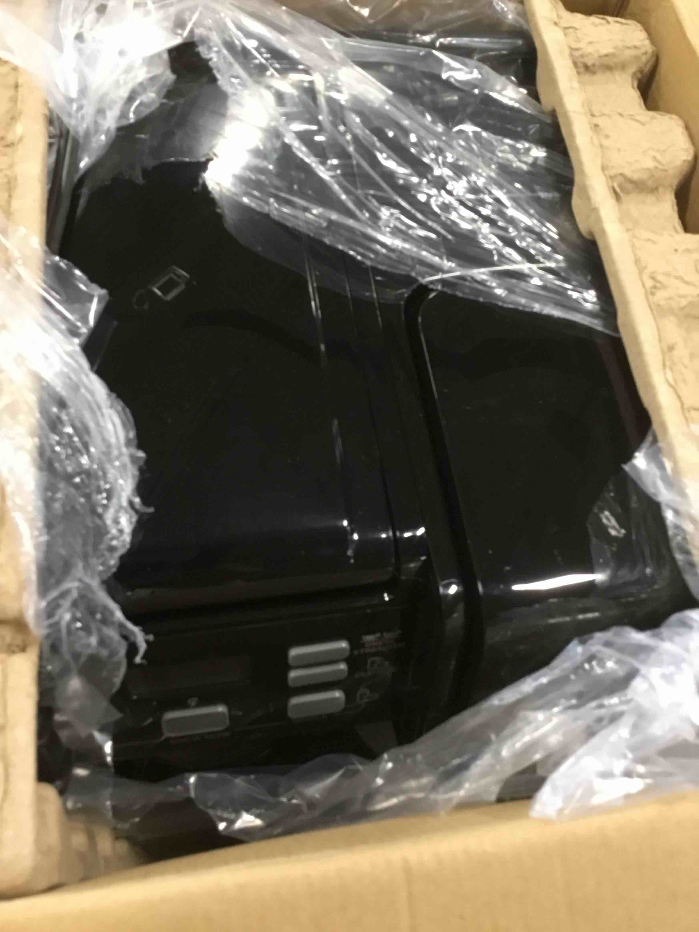 https://s3.amazonaws.com/lotting-images-prod/bidfta/YEL5183024_1704483681313.jpeg