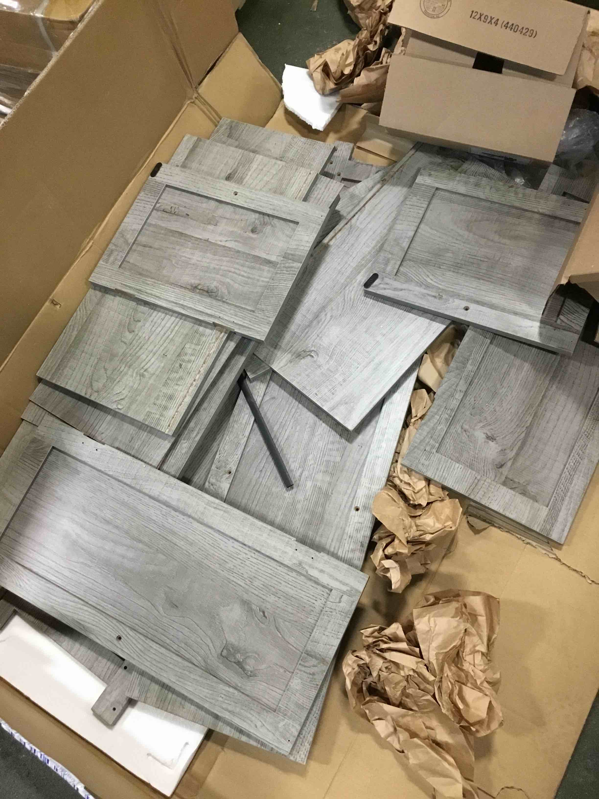 https://s3.amazonaws.com/lotting-images-prod/bidfta/YEL5183139_1704815157807.jpeg