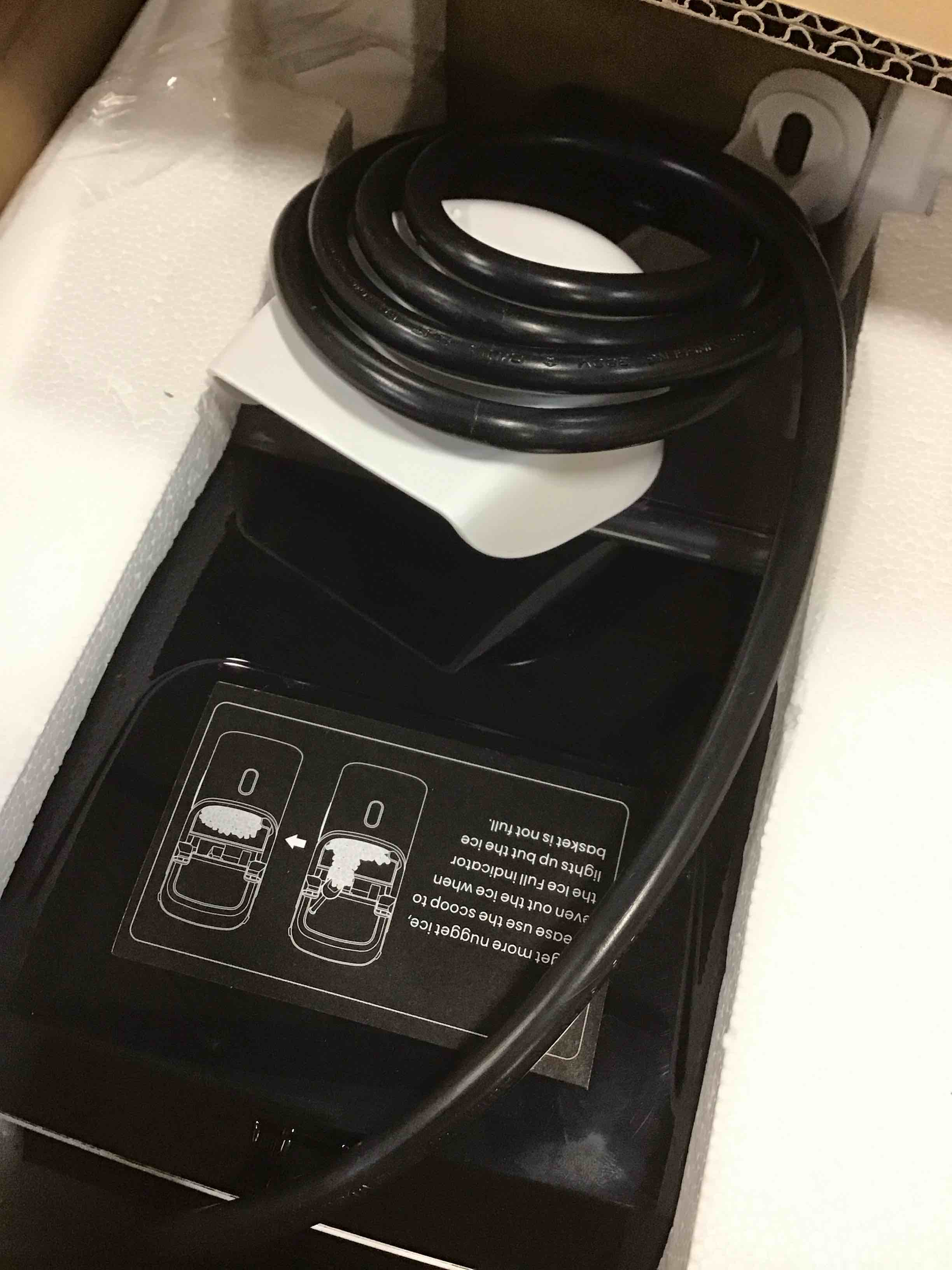 https://s3.amazonaws.com/lotting-images-prod/bidfta/YEL5183664_1704991582268.jpeg