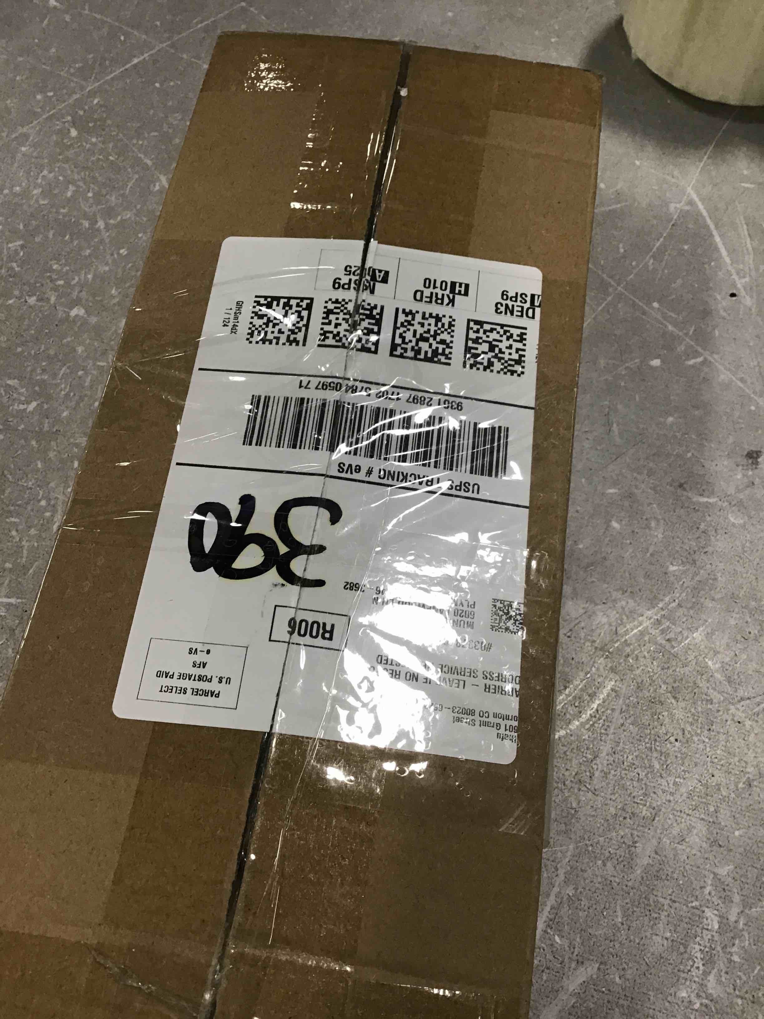 https://s3.amazonaws.com/lotting-images-prod/bidfta/YEL5184017_1705326350429.jpeg