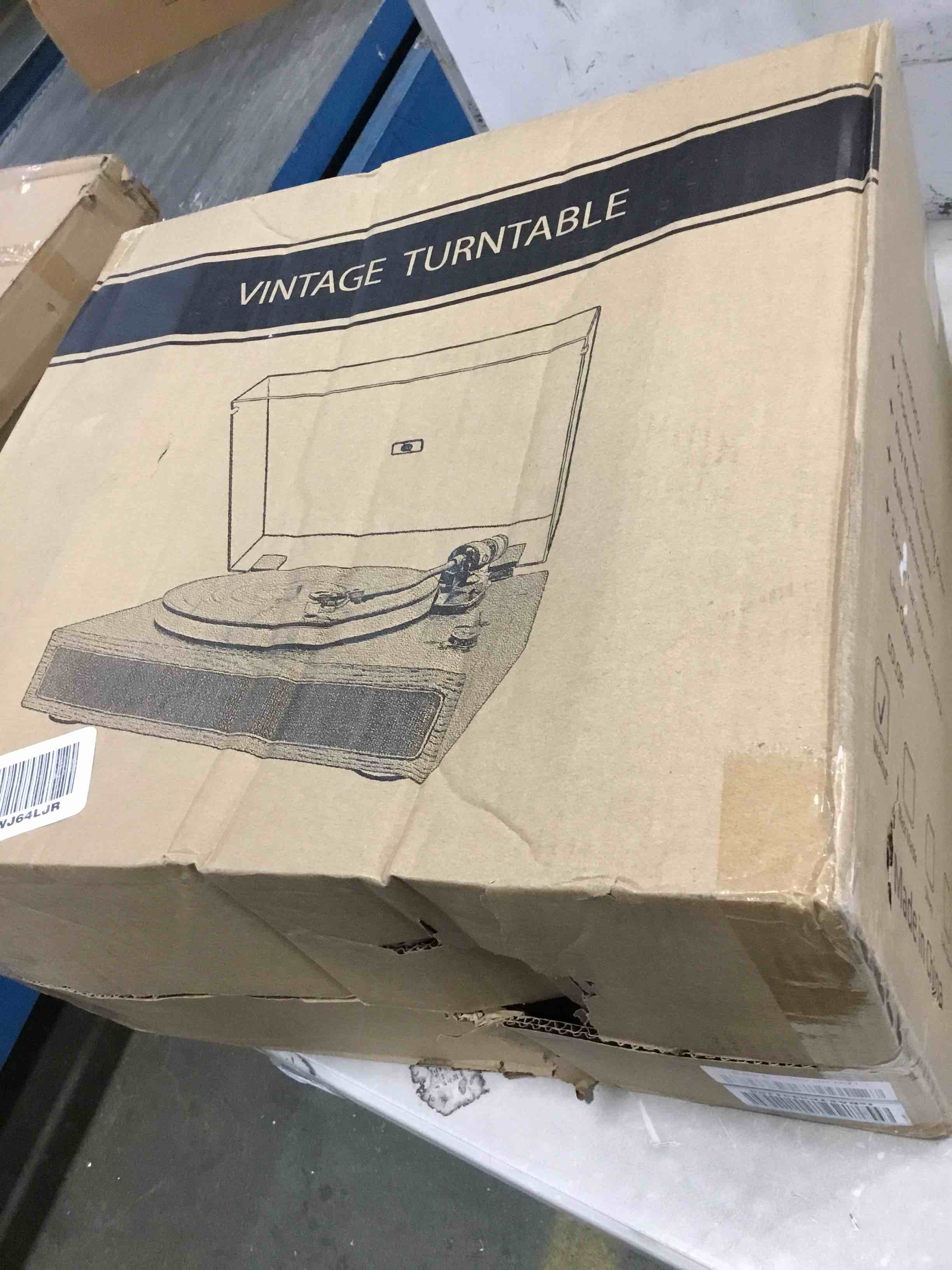 https://s3.amazonaws.com/lotting-images-prod/bidfta/YEL5184382_1705430815368.jpeg