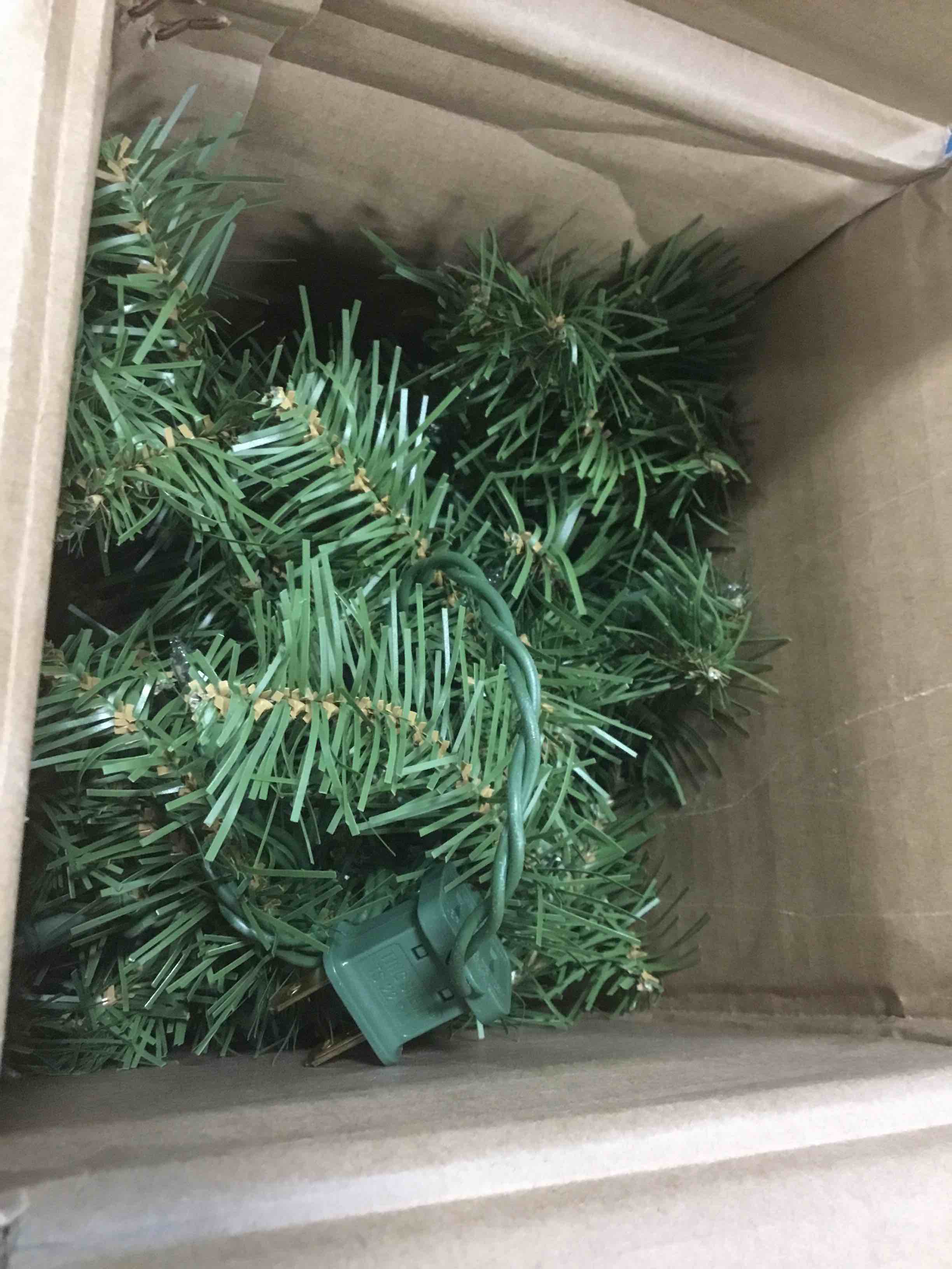 https://s3.amazonaws.com/lotting-images-prod/bidfta/YEL5184910_1704813836848.jpeg