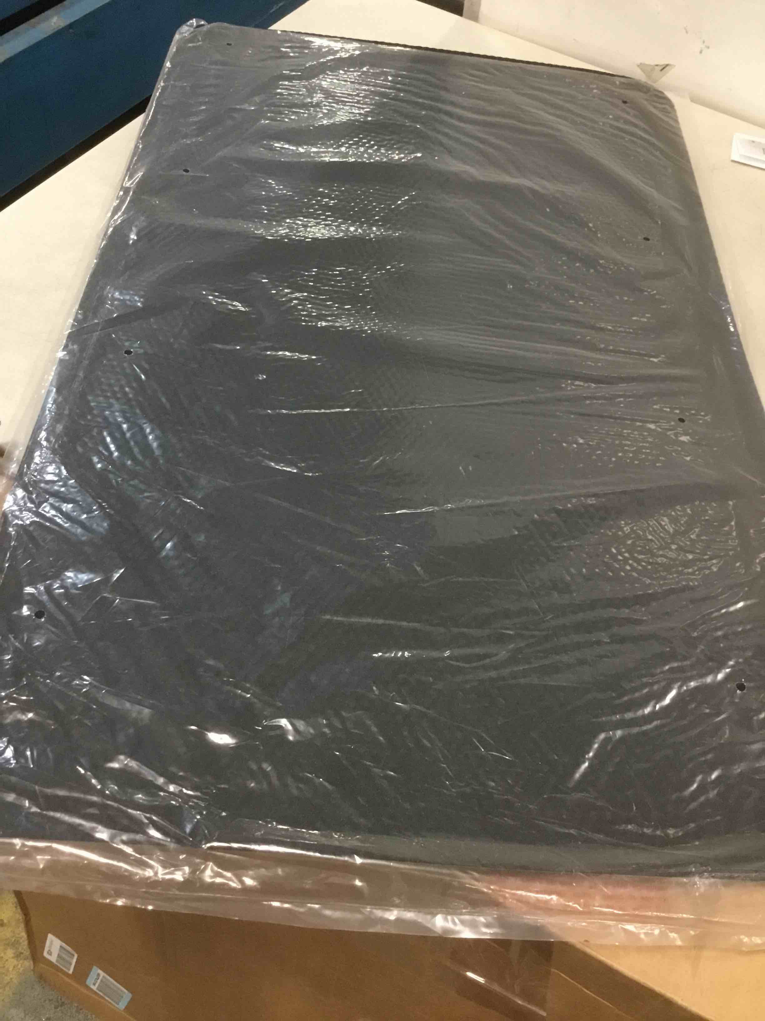 https://s3.amazonaws.com/lotting-images-prod/bidfta/YEL5185025_1704830175872.jpeg