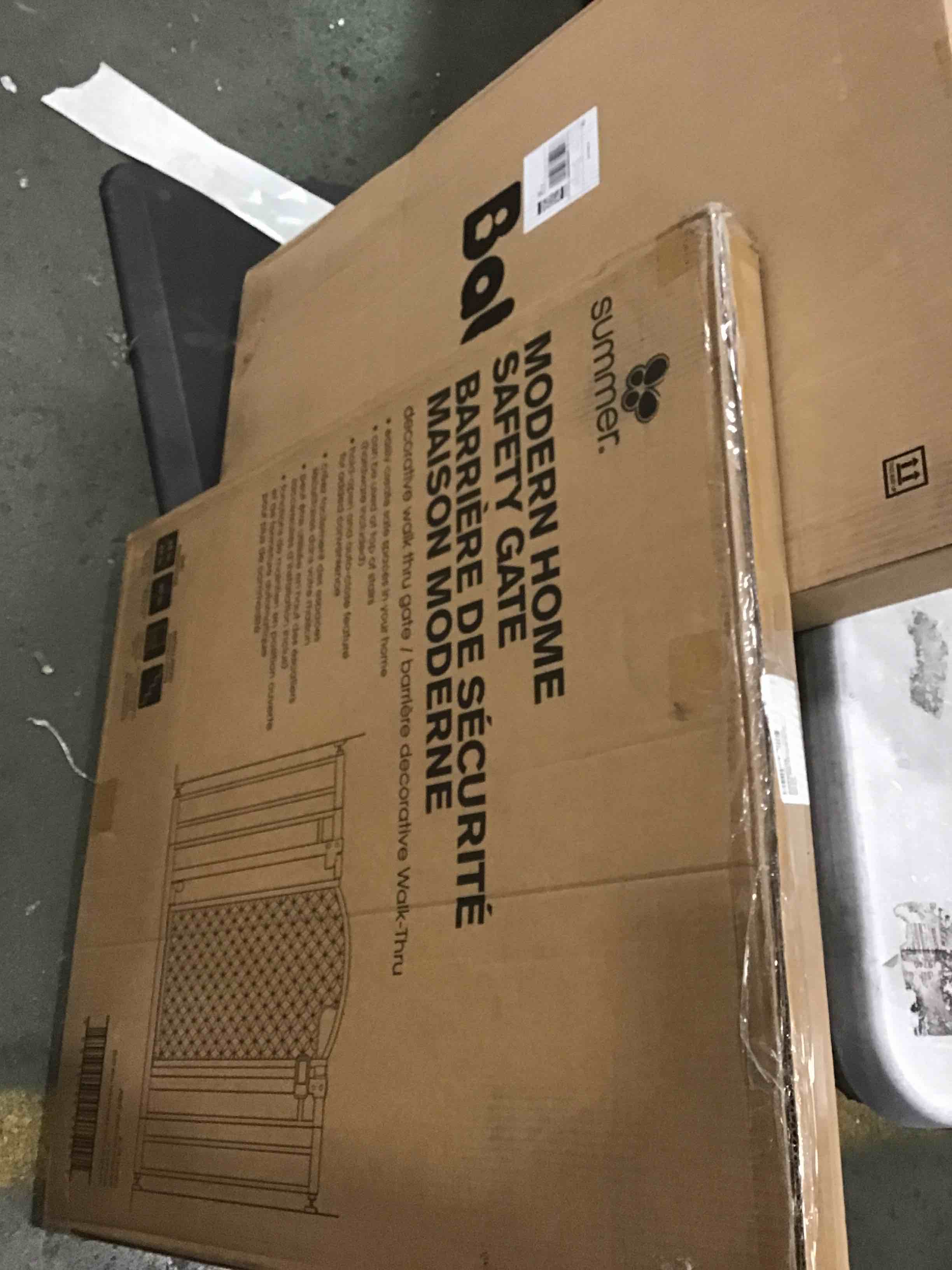 https://s3.amazonaws.com/lotting-images-prod/bidfta/YEL5185602_1705068048031.jpeg